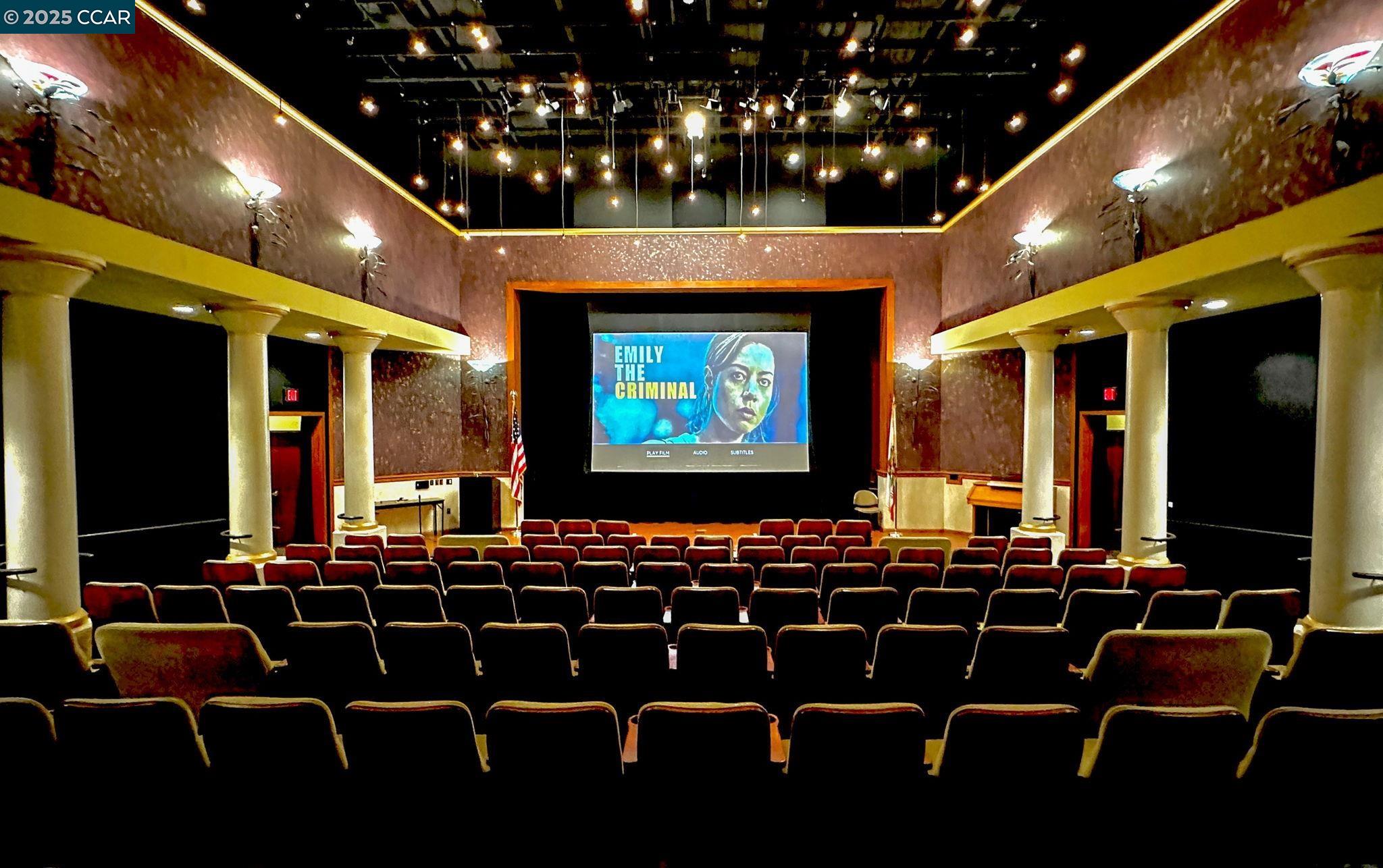 1425 Canyonwood Ct. #6