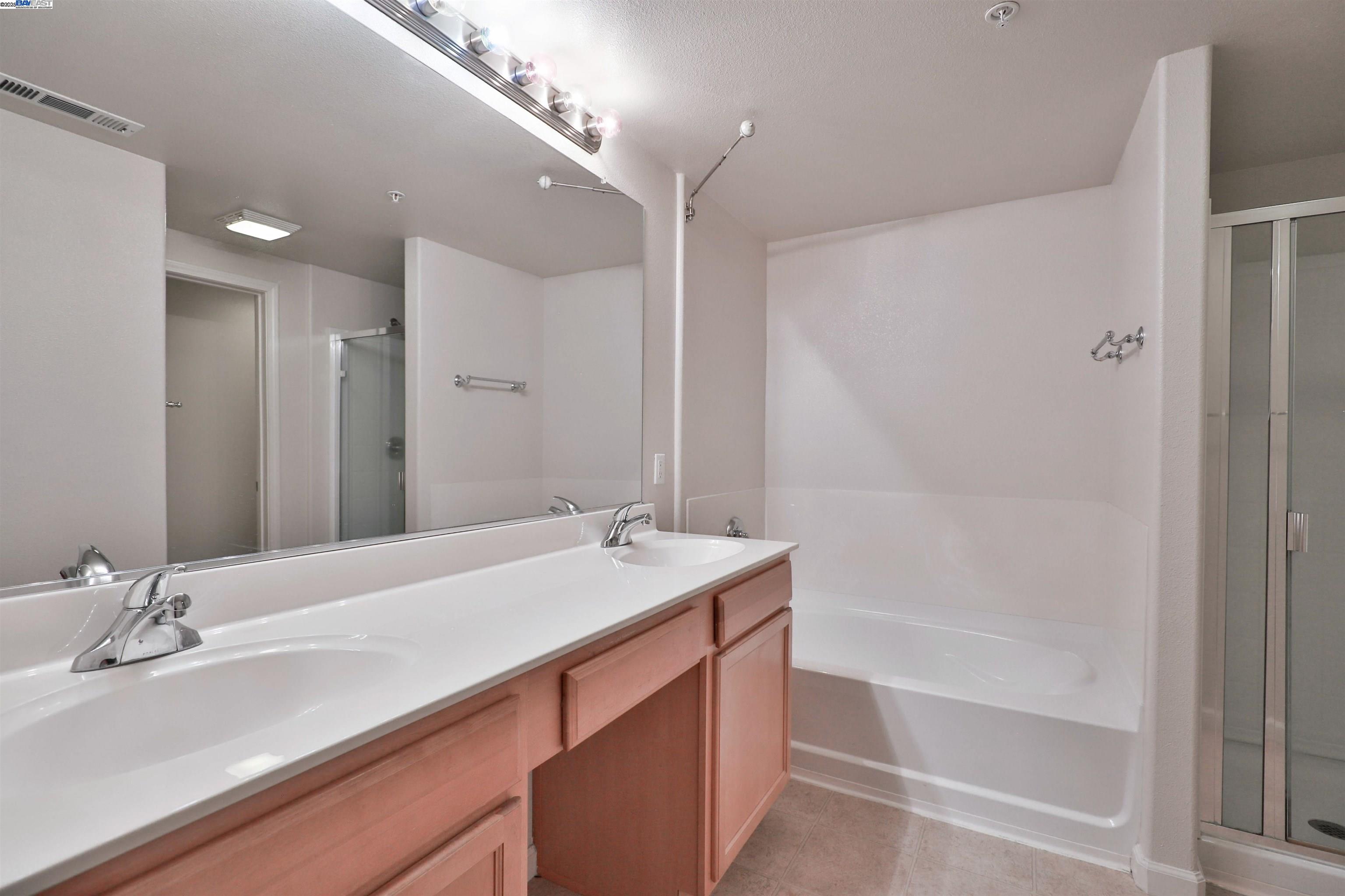 216 Vessona Cir