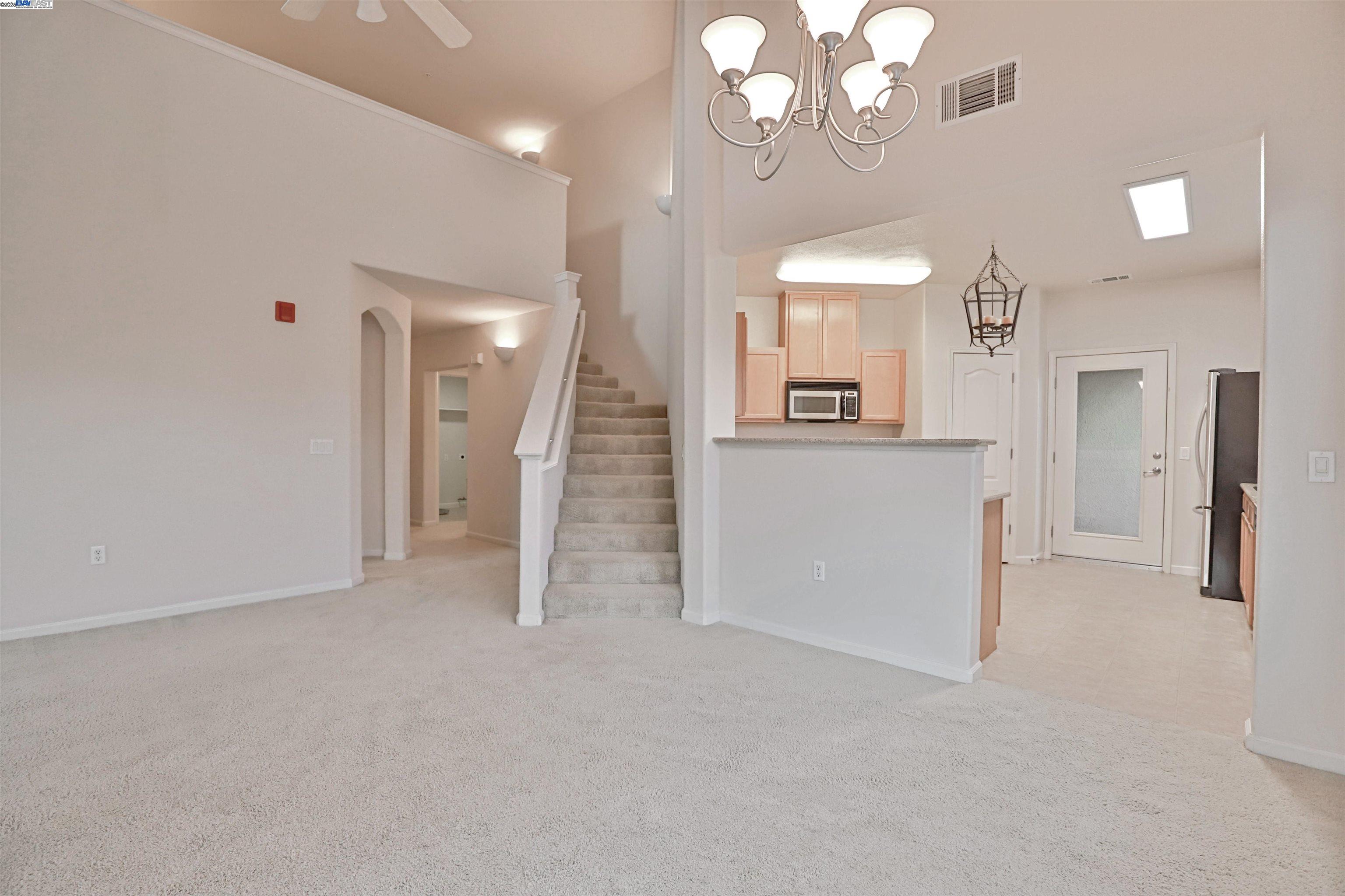 216 Vessona Cir