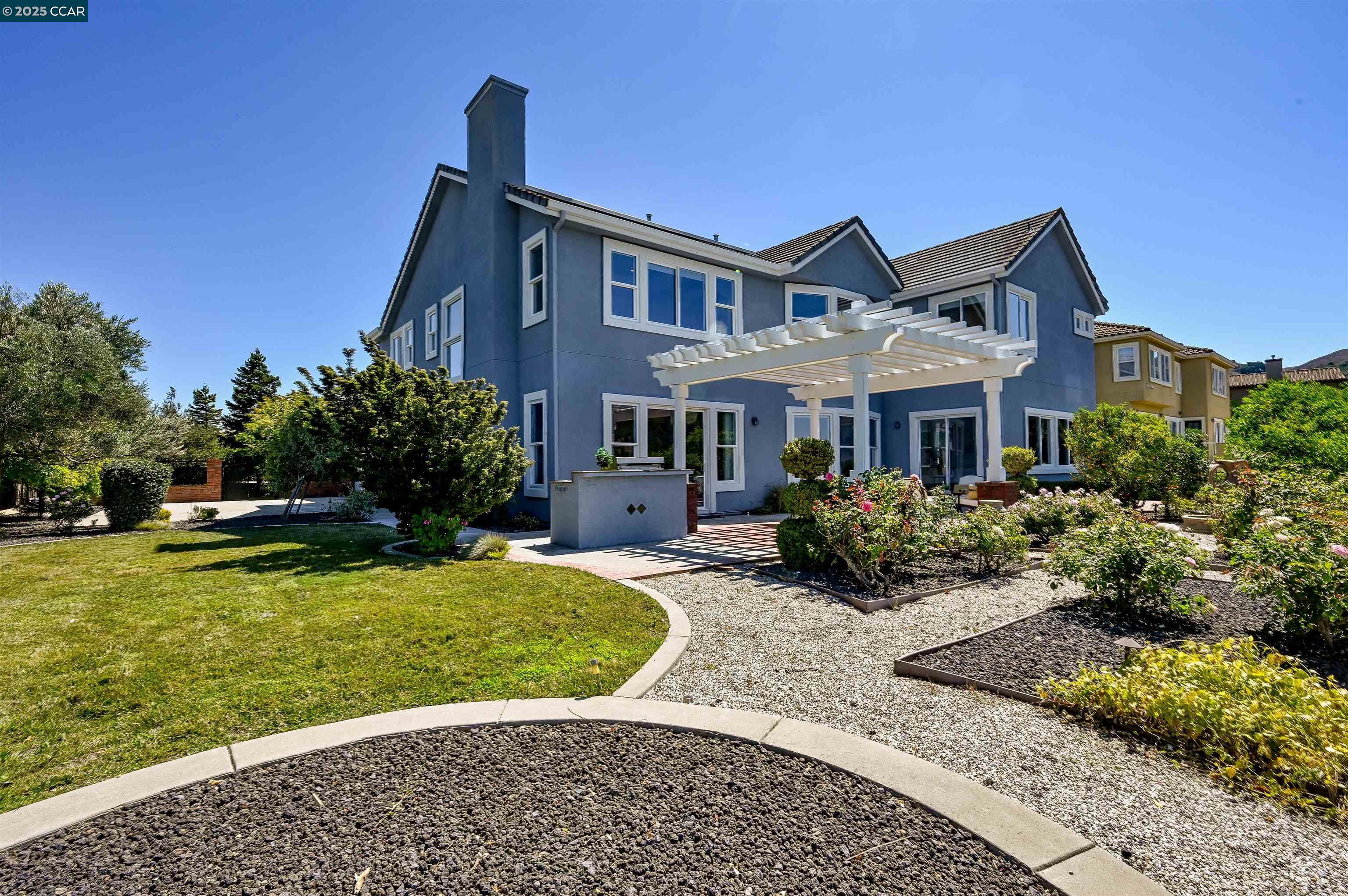 3388 Ashbourne Cir