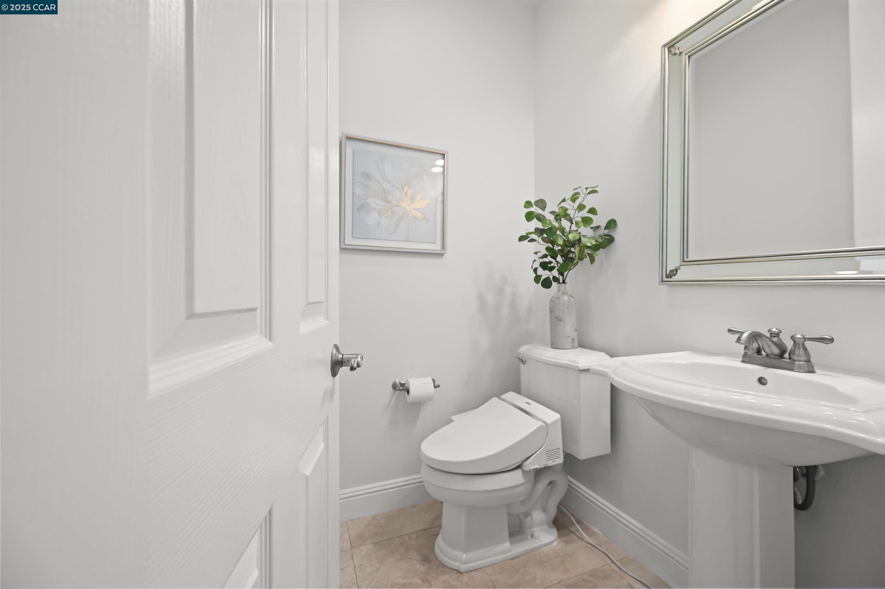 3388 Ashbourne Cir