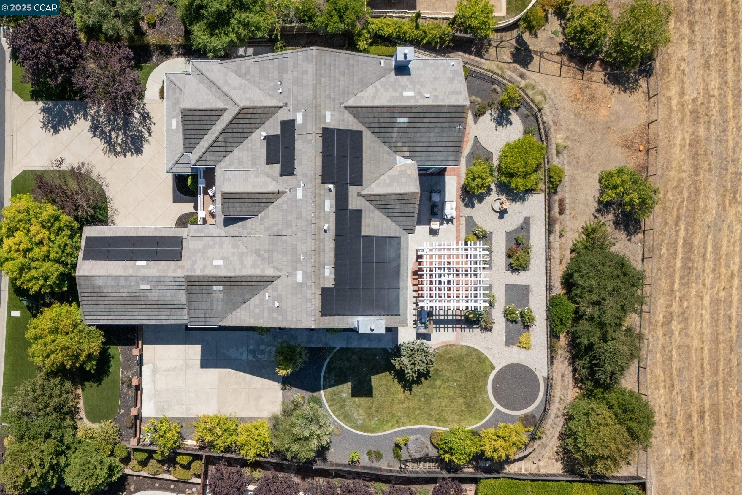 3388 Ashbourne Cir