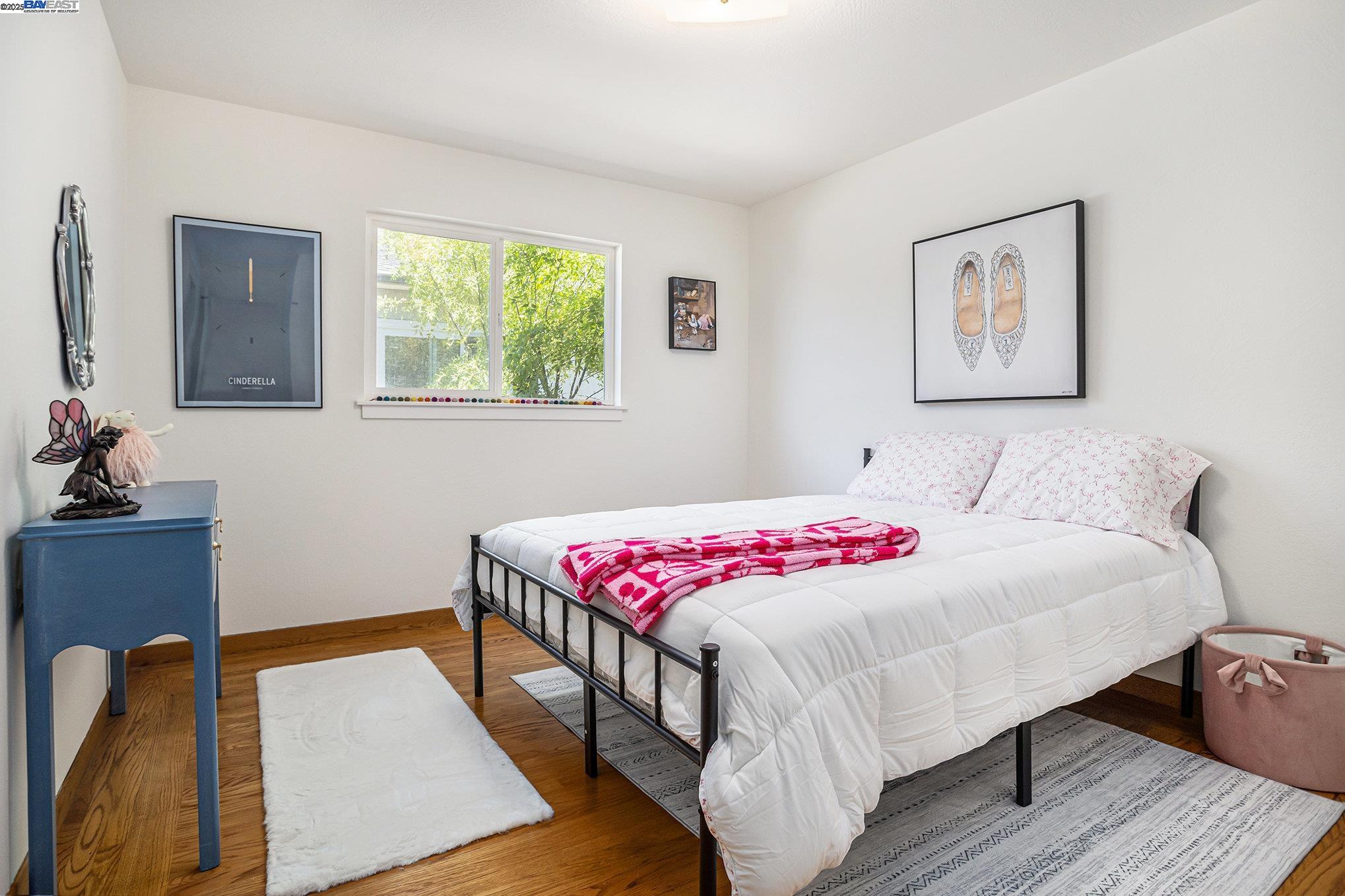 3286 San Jose