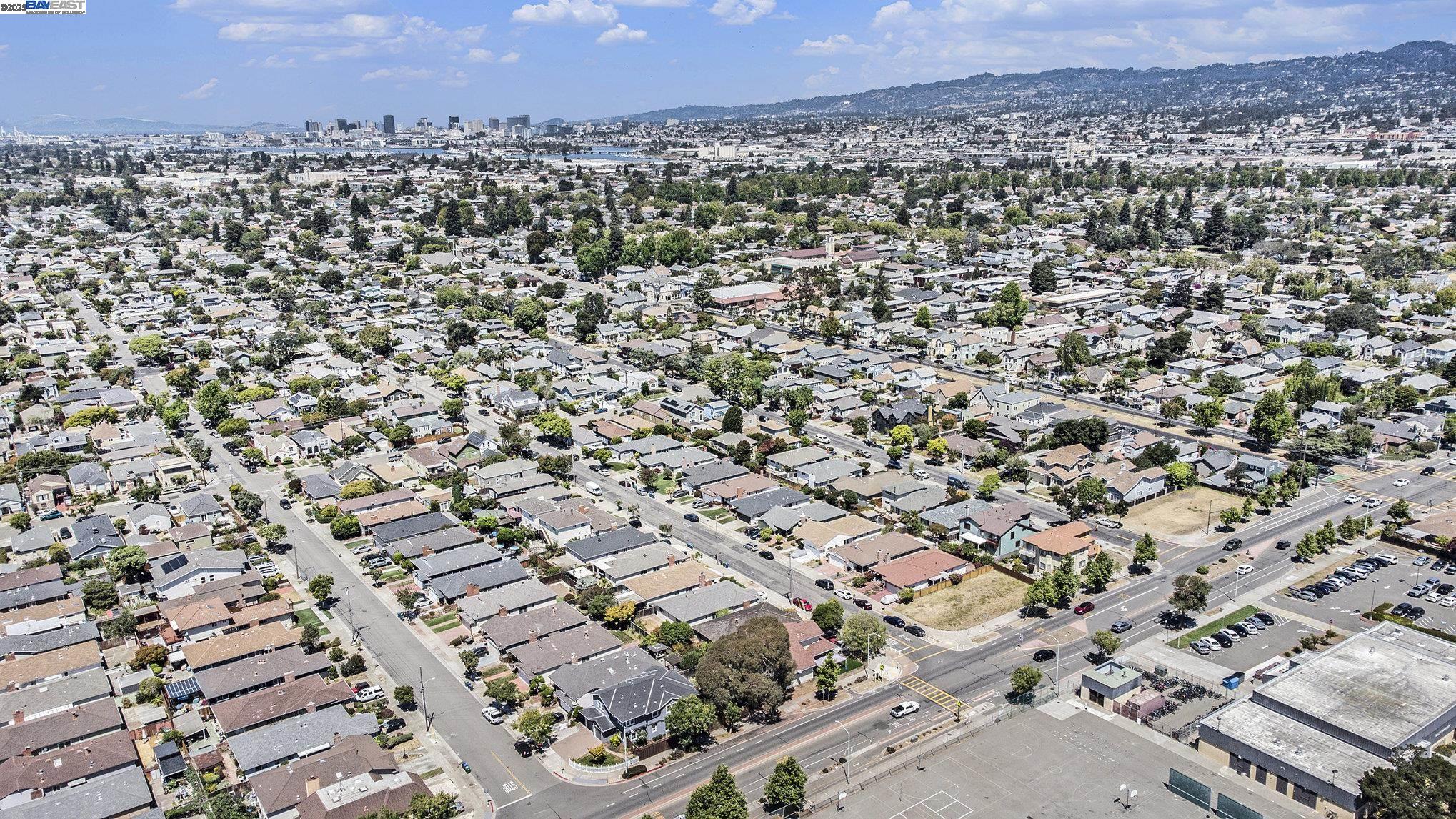3286 San Jose