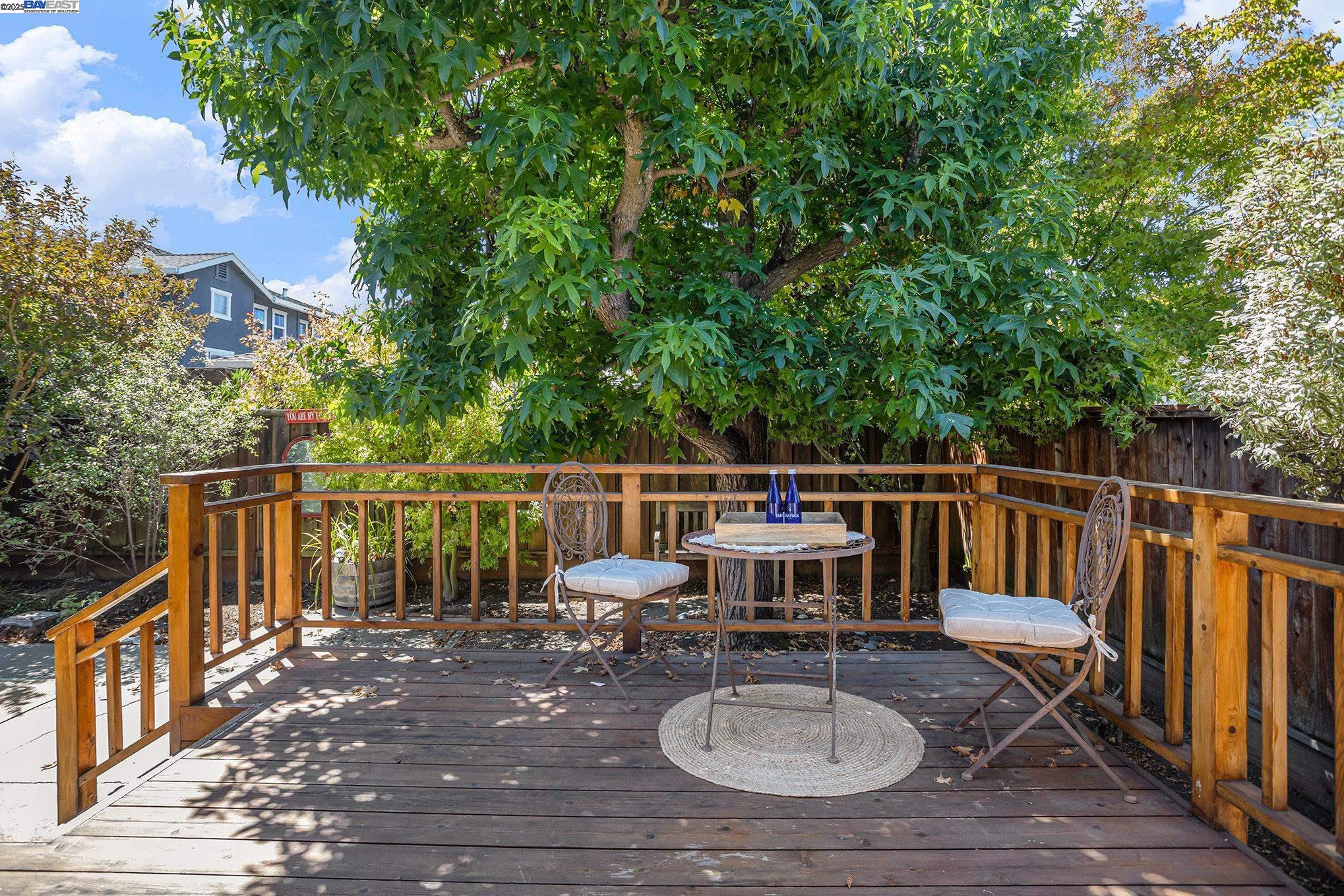 3286 San Jose