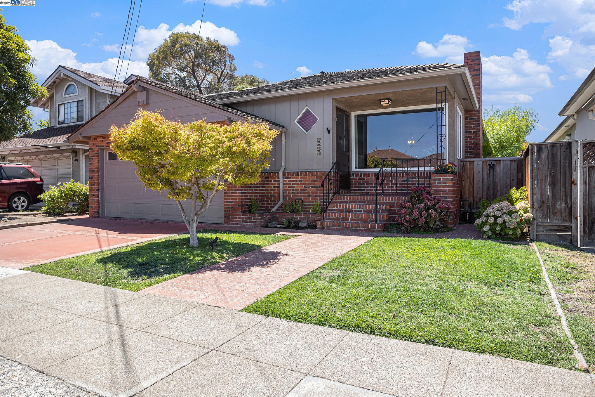 3286 San Jose