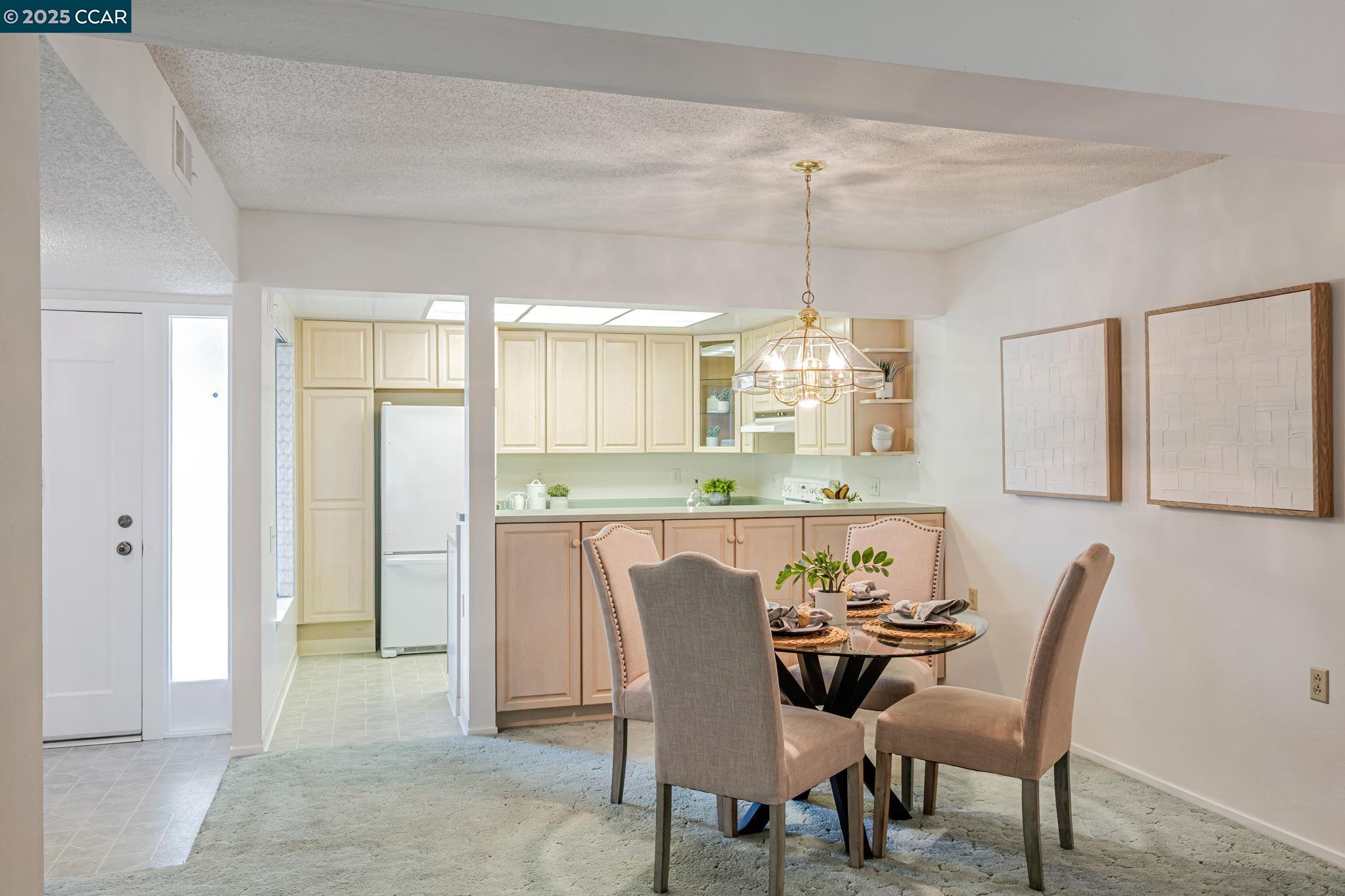 1140 Fairlawn Ct # 4