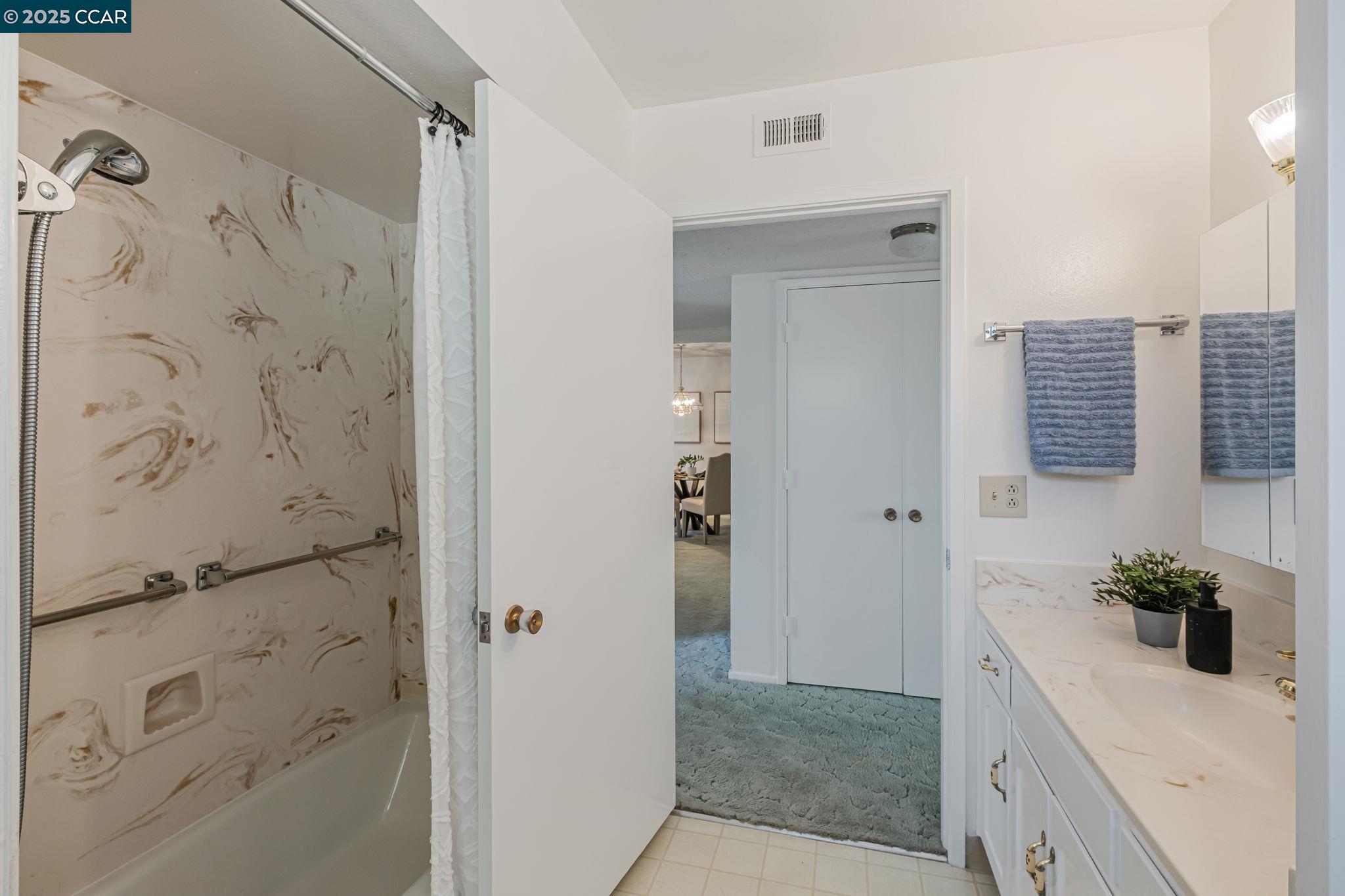 1140 Fairlawn Ct # 4