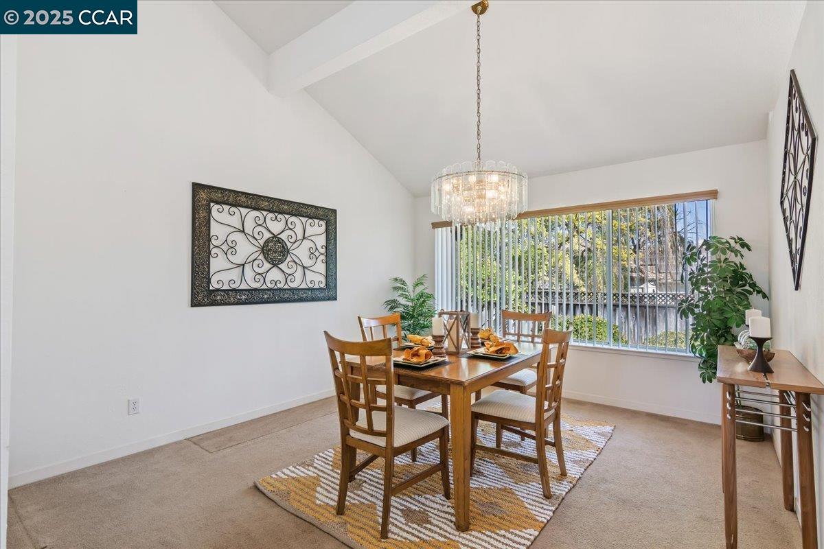 2323 Grosvenor Heights Ct