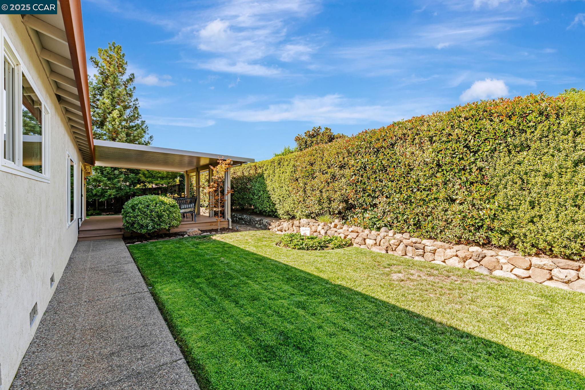 5189 Jomar Dr