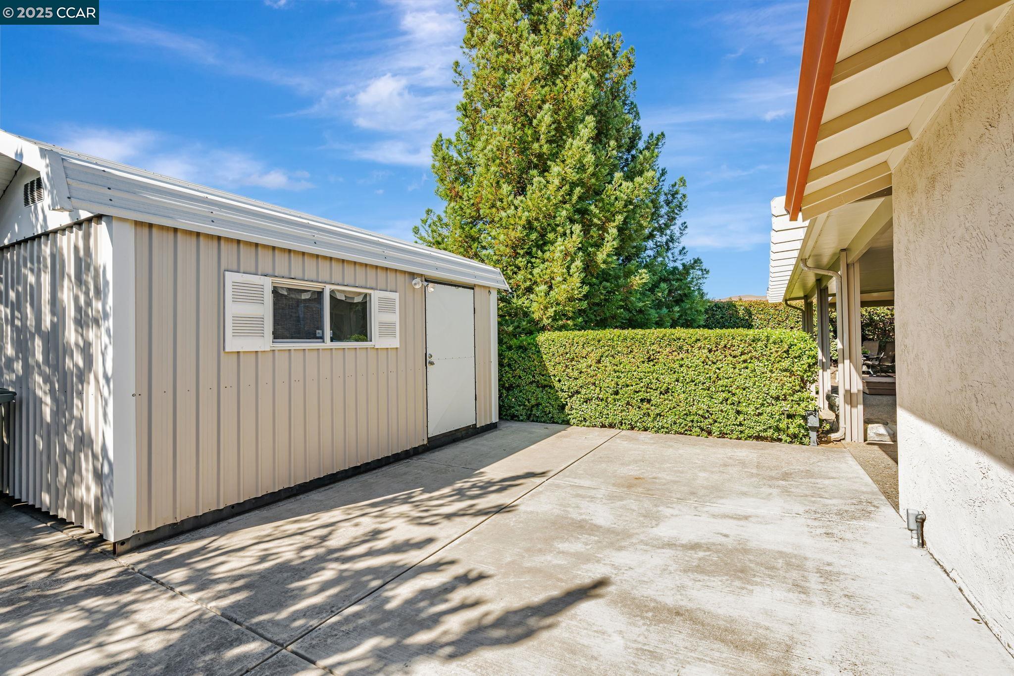 5189 Jomar Dr