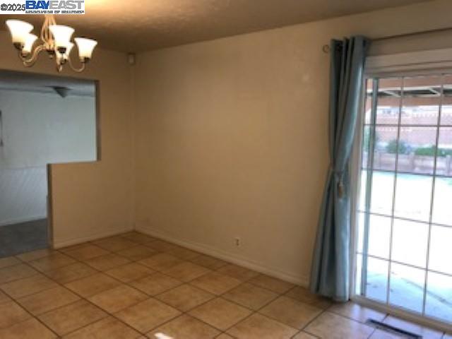 212 Elvira St