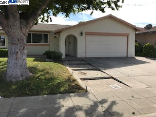 212 Elvira St