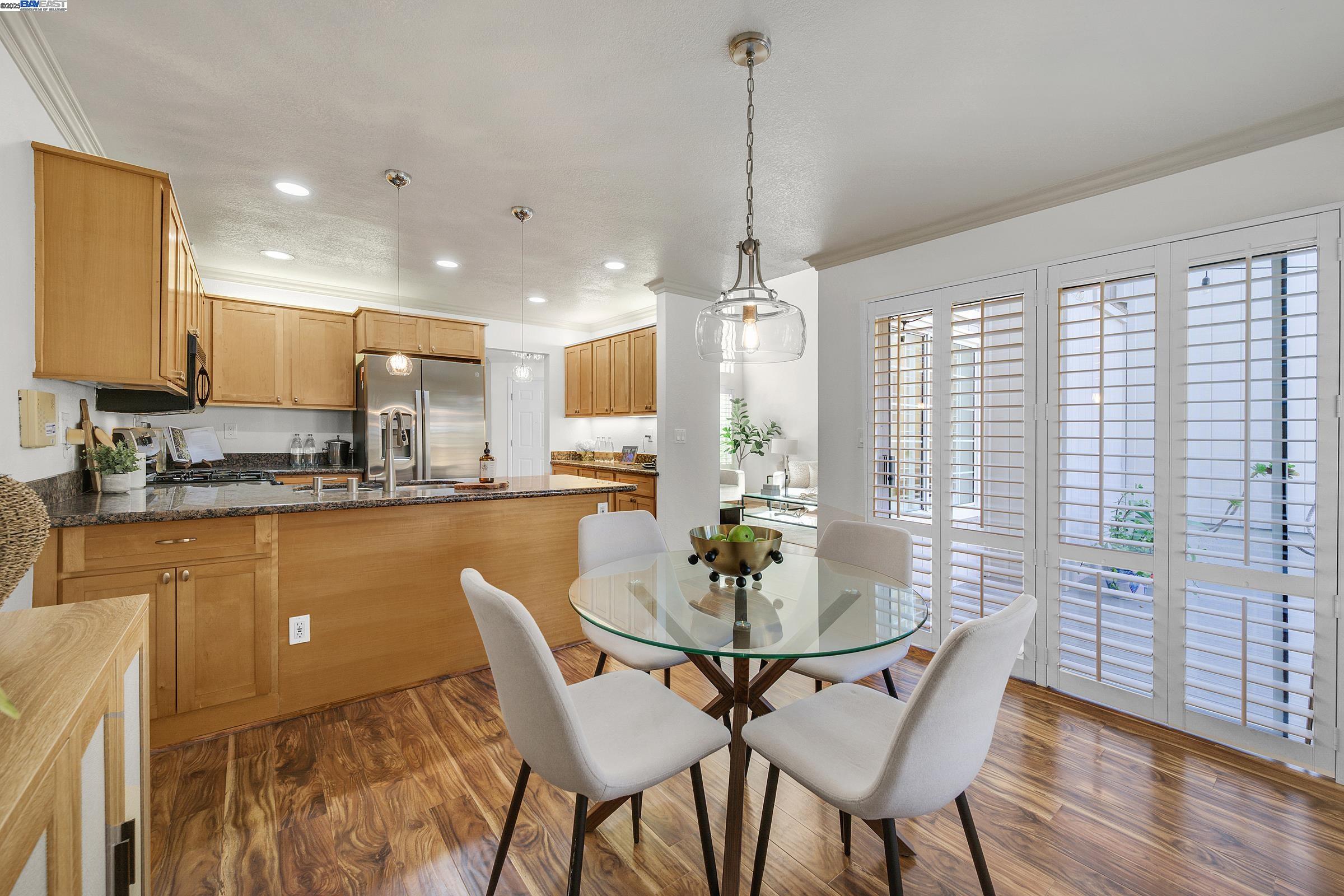 7539 Rolling Hills Cir