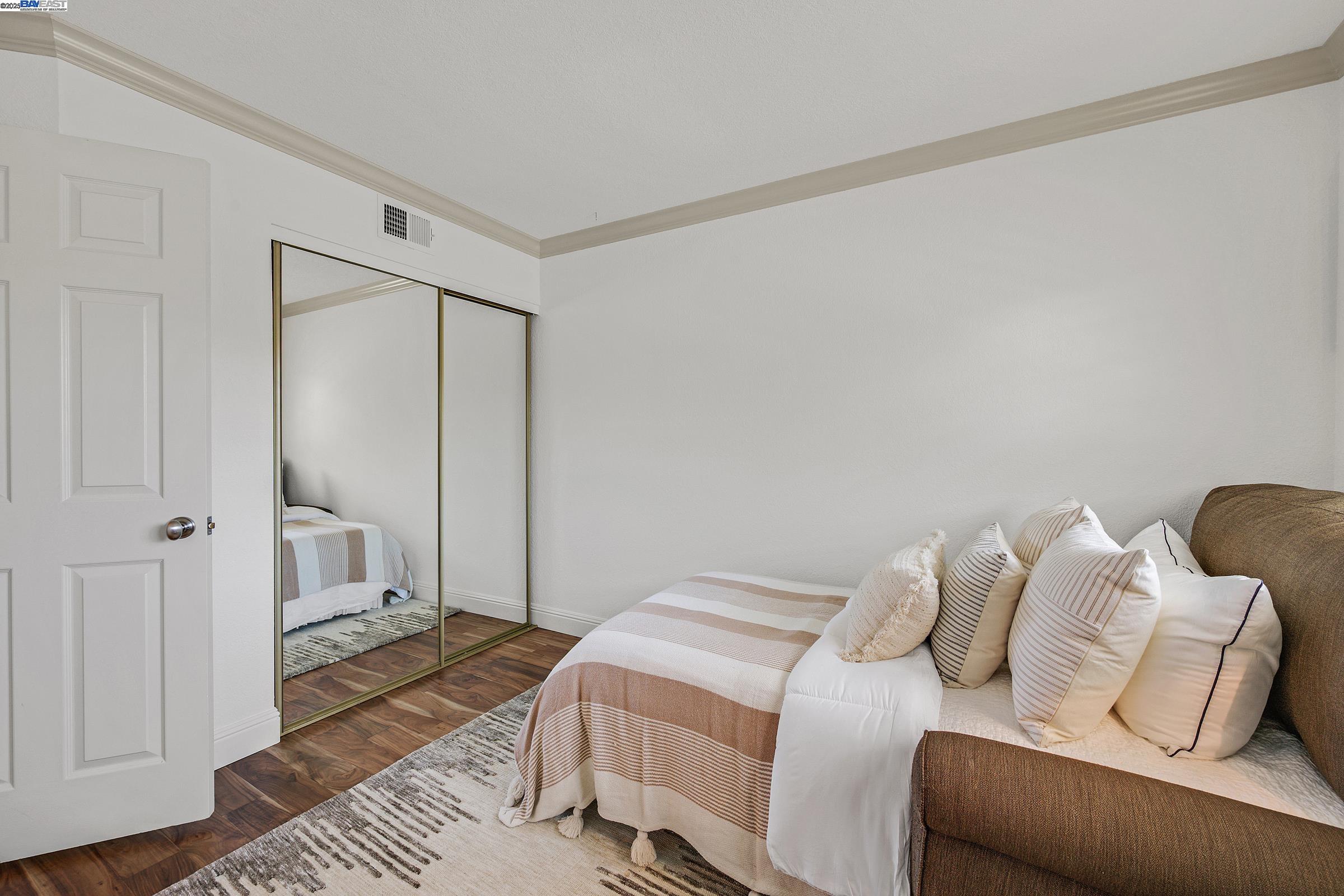 7539 Rolling Hills Cir