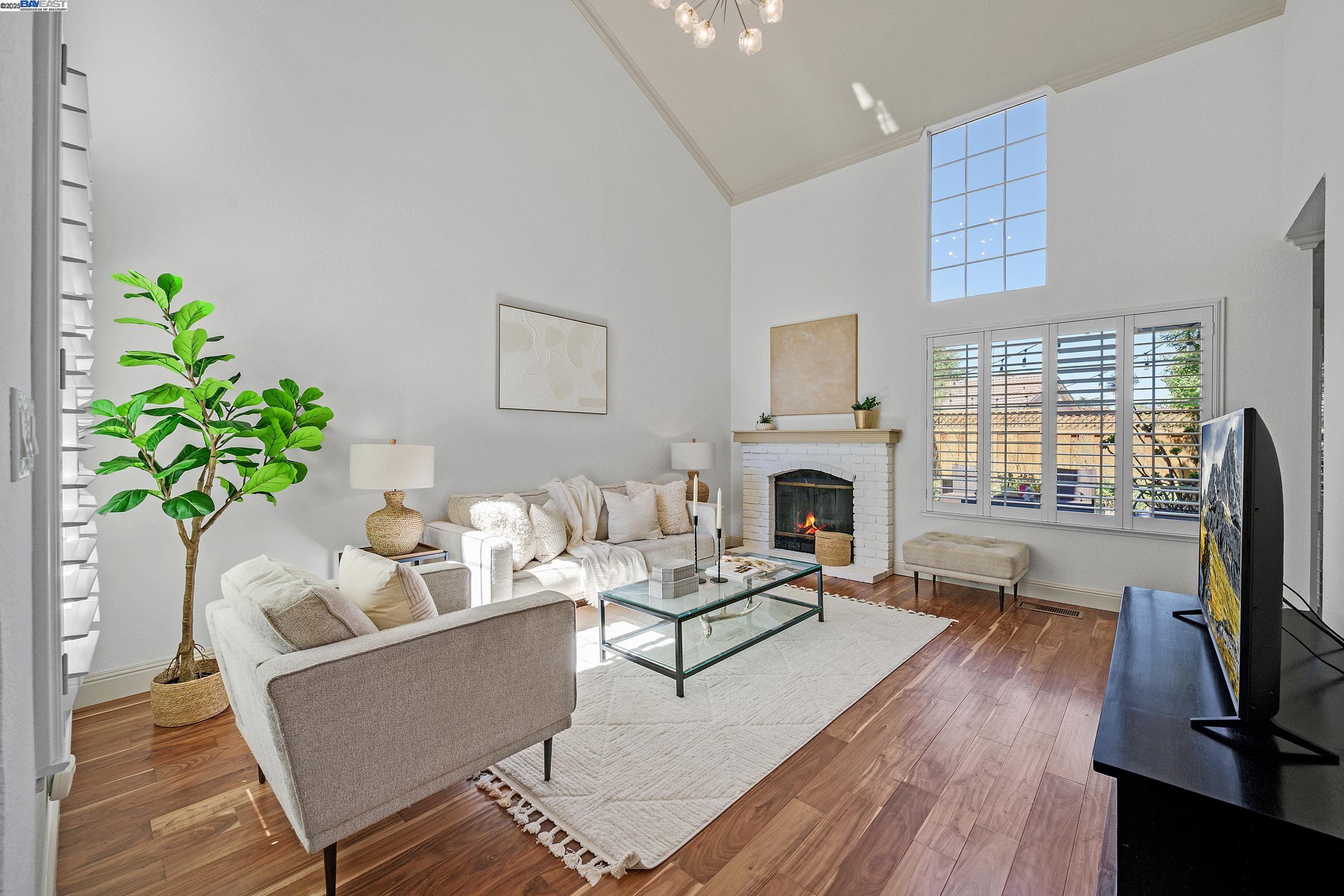 7539 Rolling Hills Cir