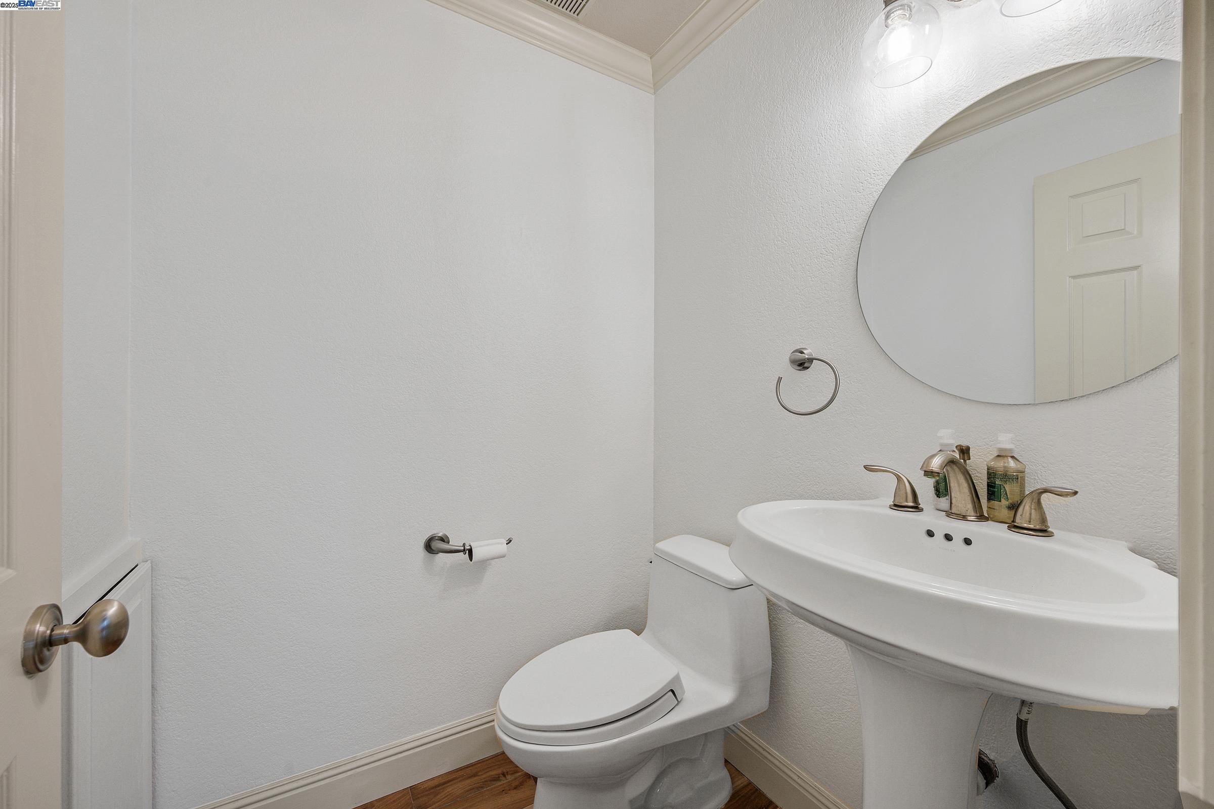 7539 Rolling Hills Cir