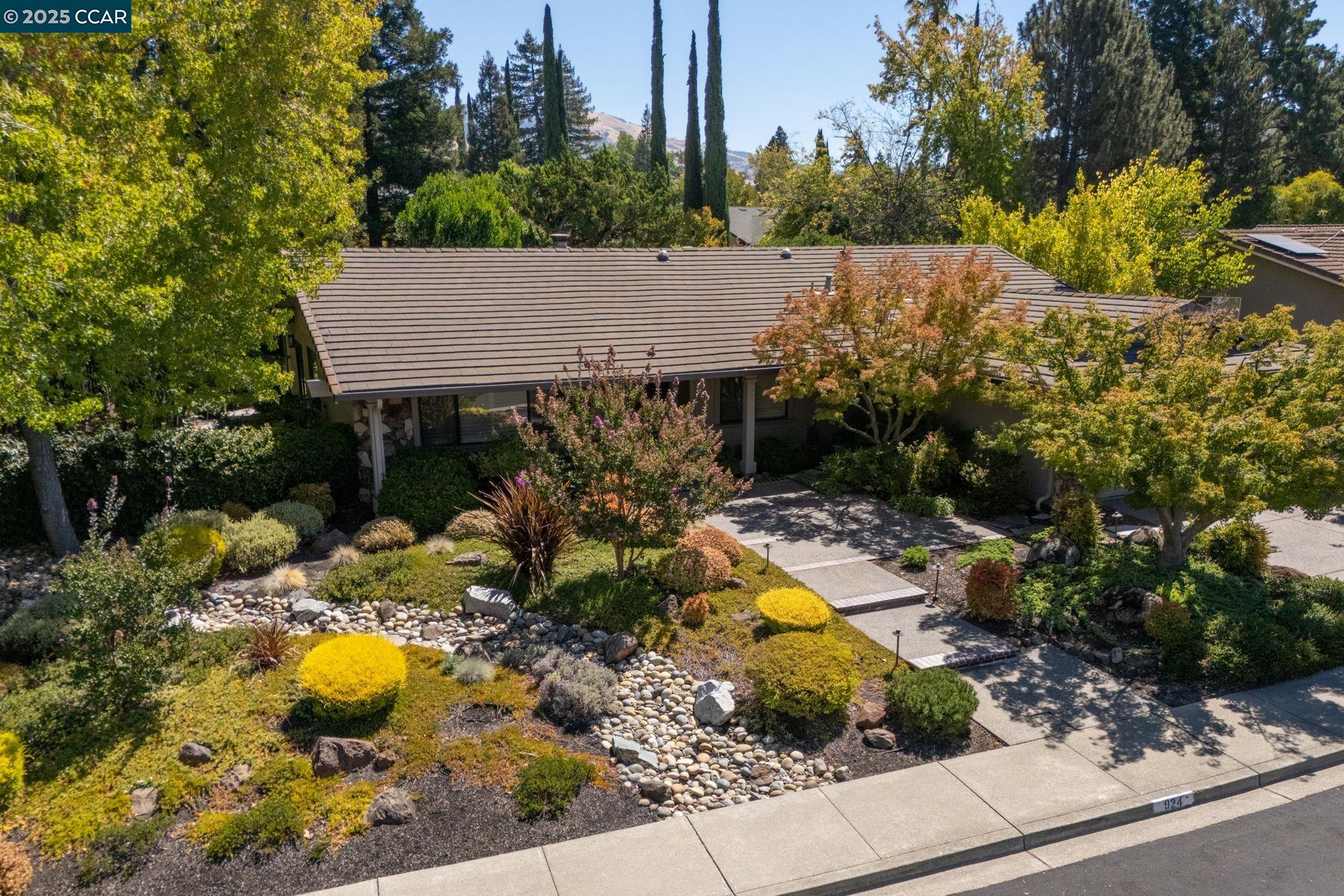 924 Cheyenne Dr