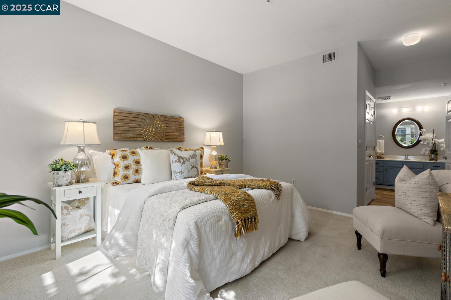 1860 Tice Creek Dr # 1121