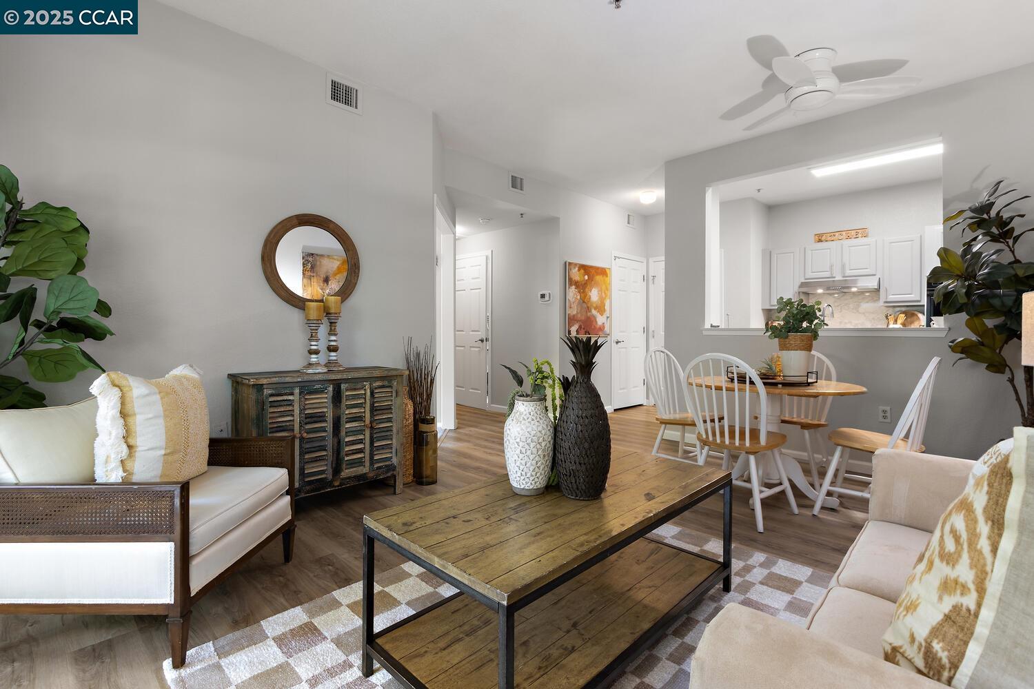 1860 Tice Creek Dr # 1121