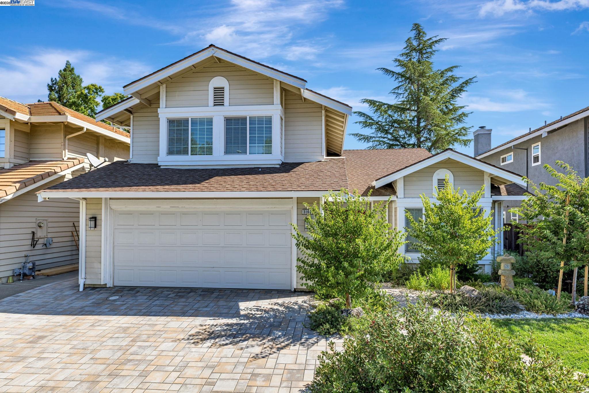 3162 Paseo Robles