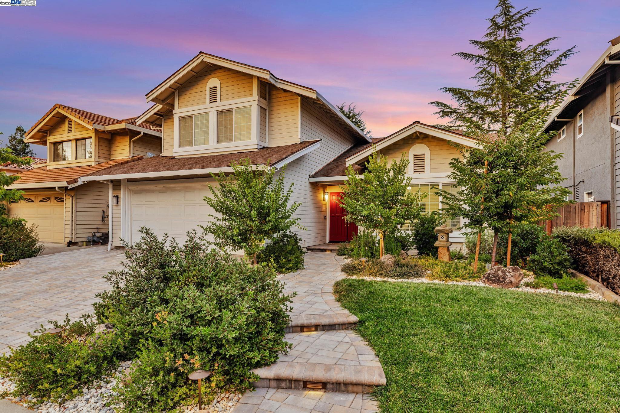 3162 Paseo Robles