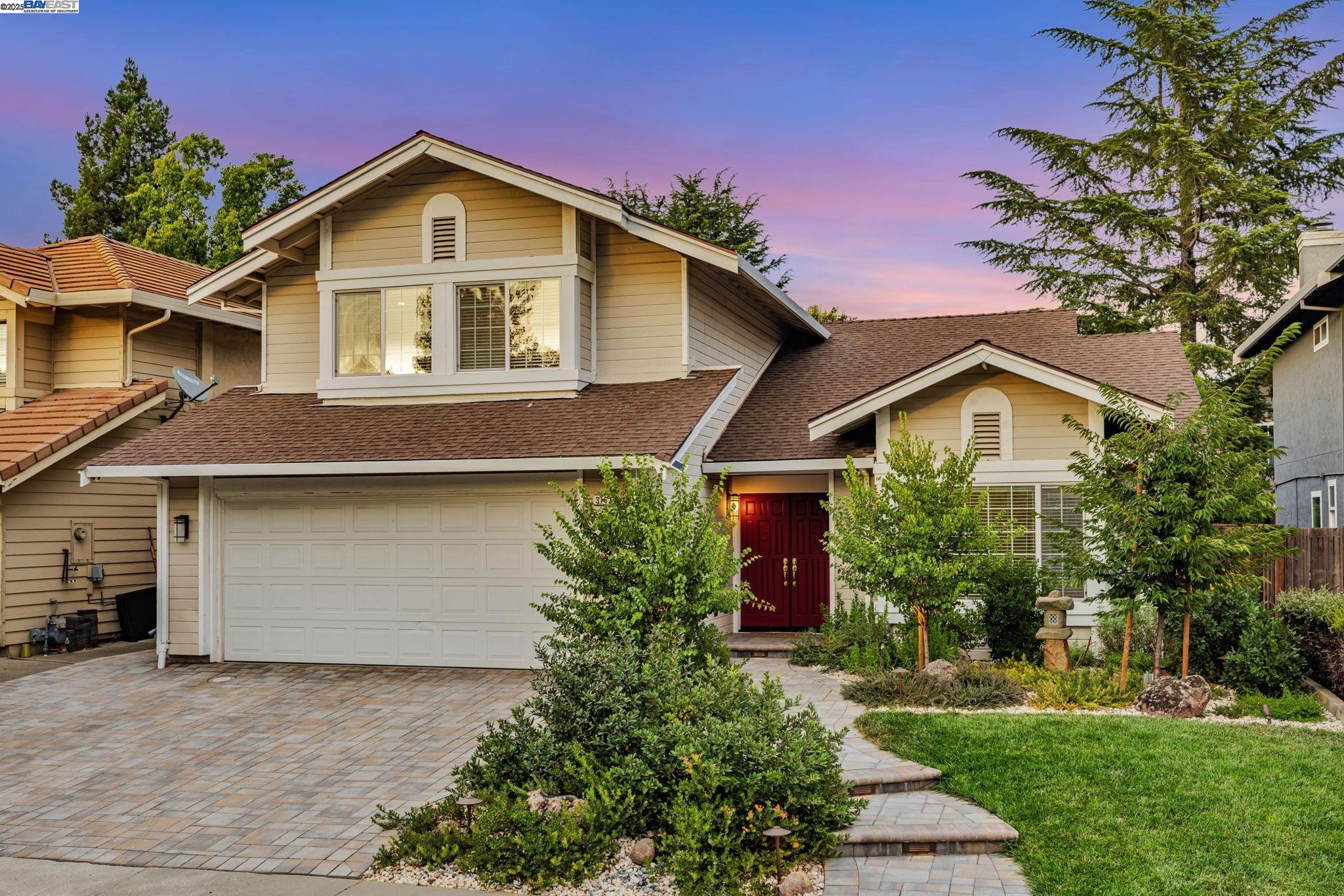 3162 Paseo Robles