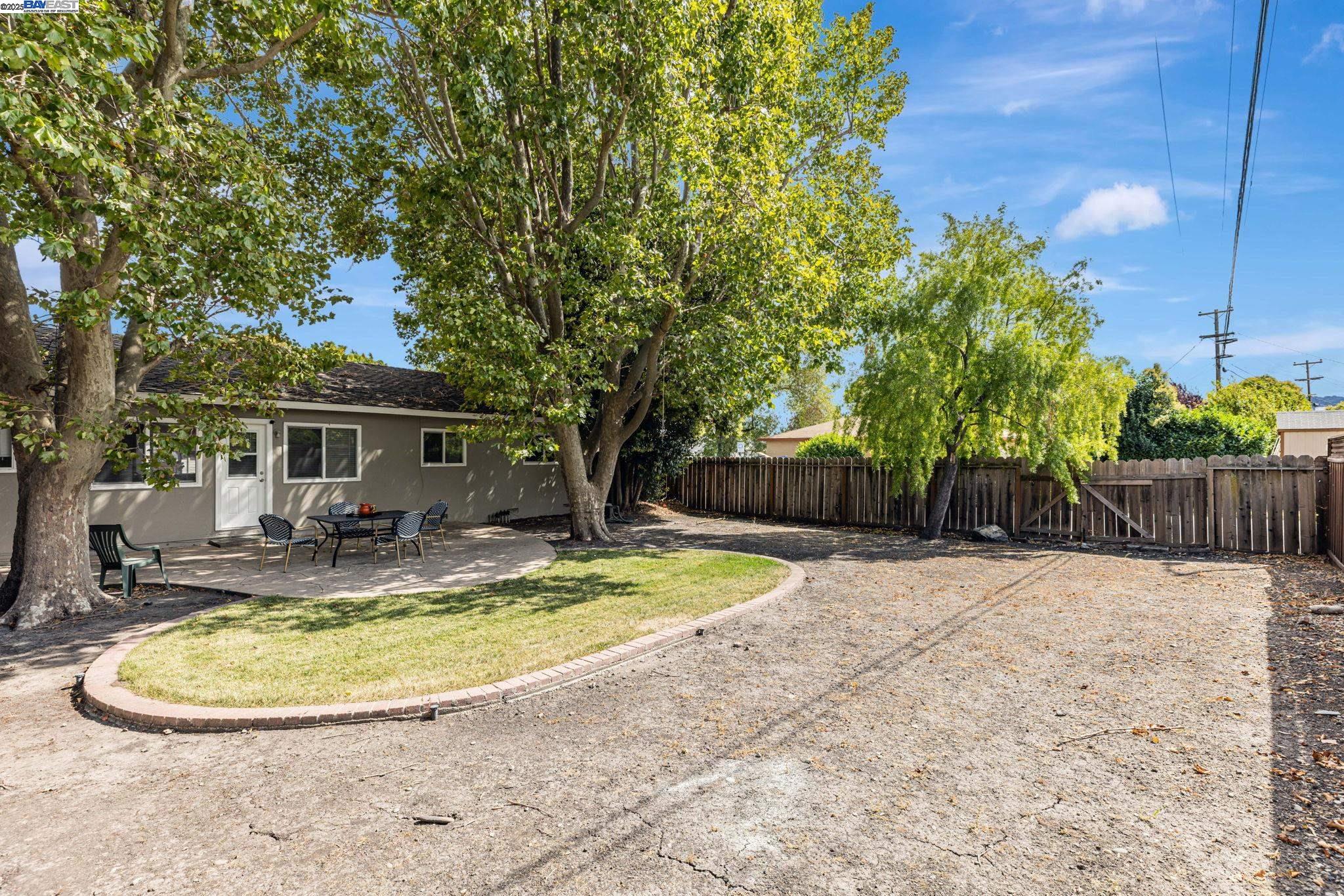 7600 Ironwood Dr