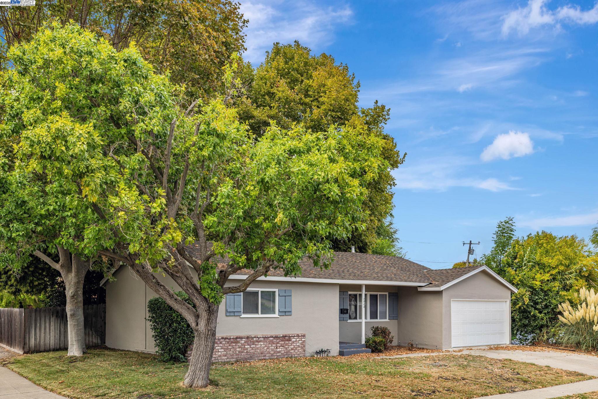 7600 Ironwood Dr