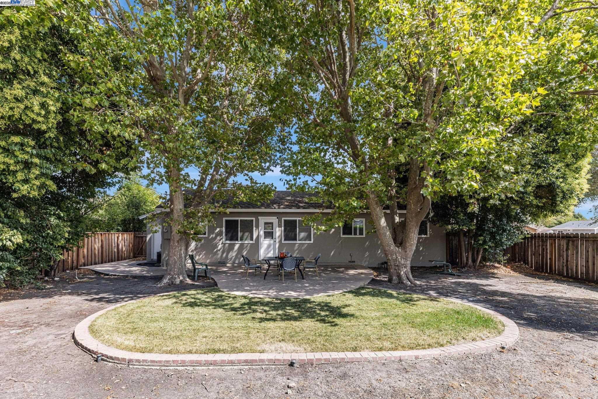 7600 Ironwood Dr