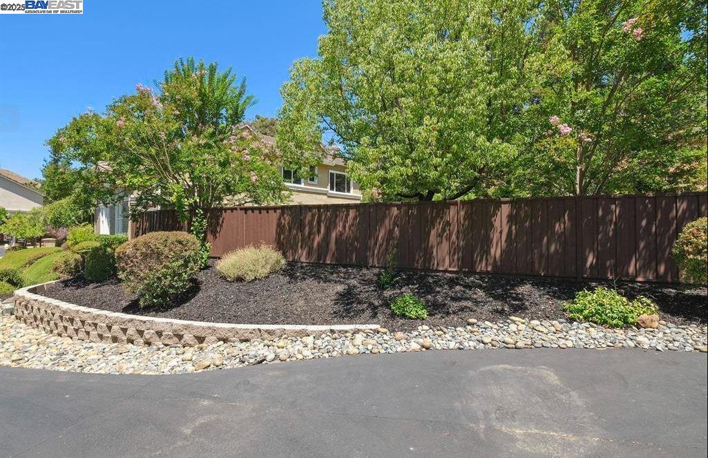 86 Candleston Place