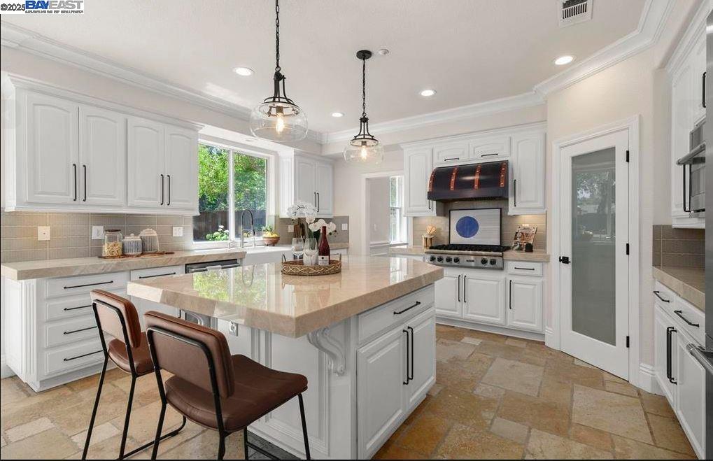 86 Candleston Place