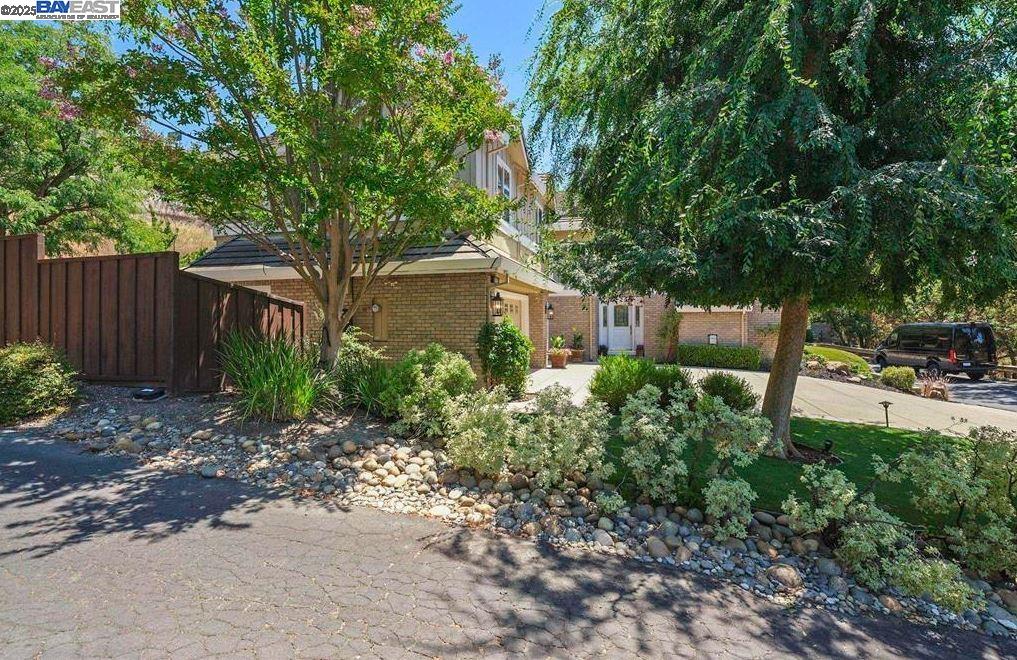 86 Candleston Place