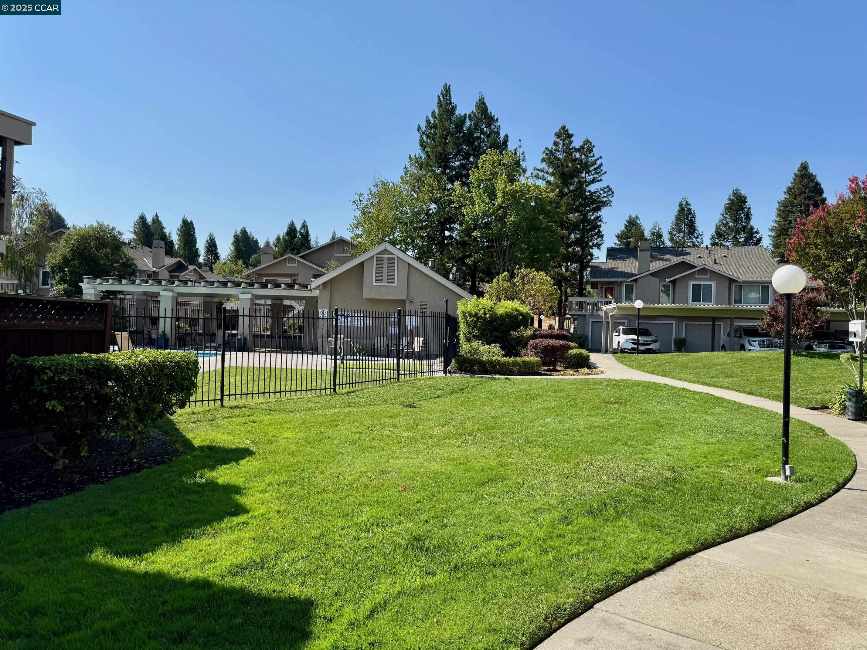3783 Crow Canyon