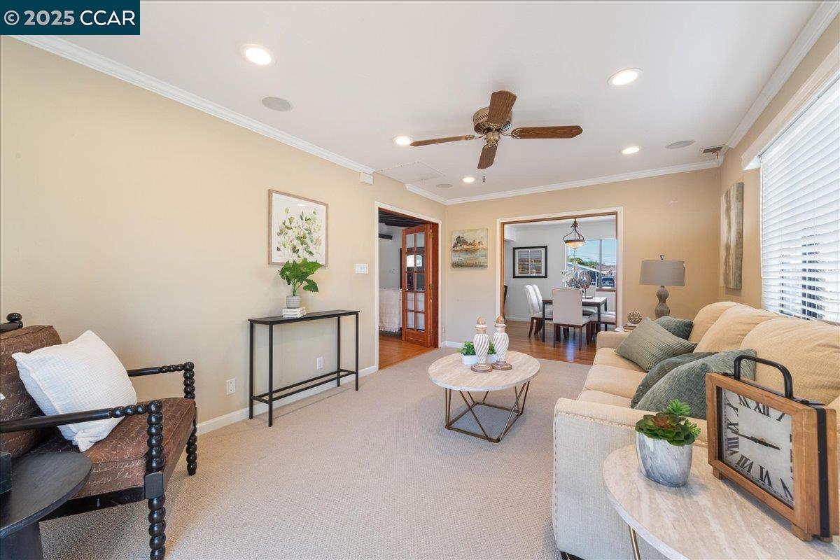 2356 Bermuda Ln