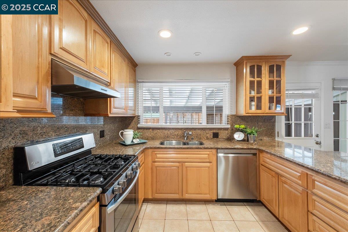 2356 Bermuda Ln