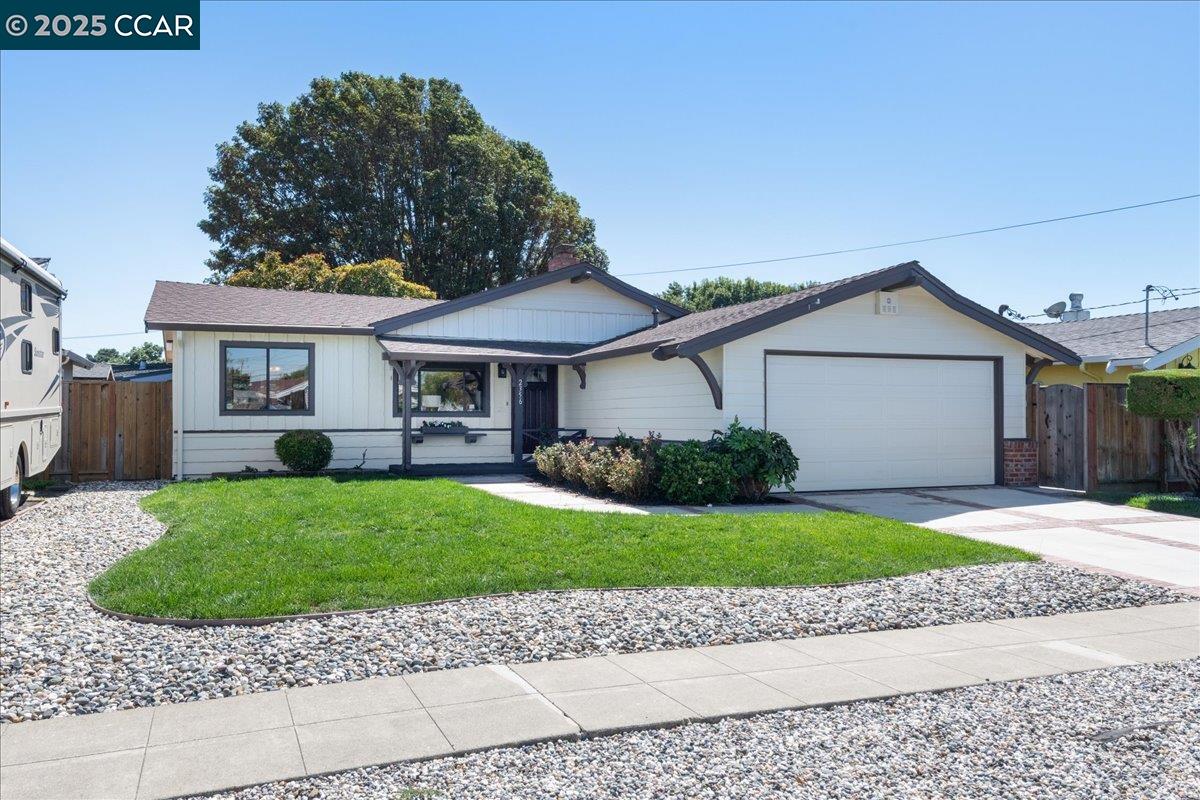 2356 Bermuda Ln