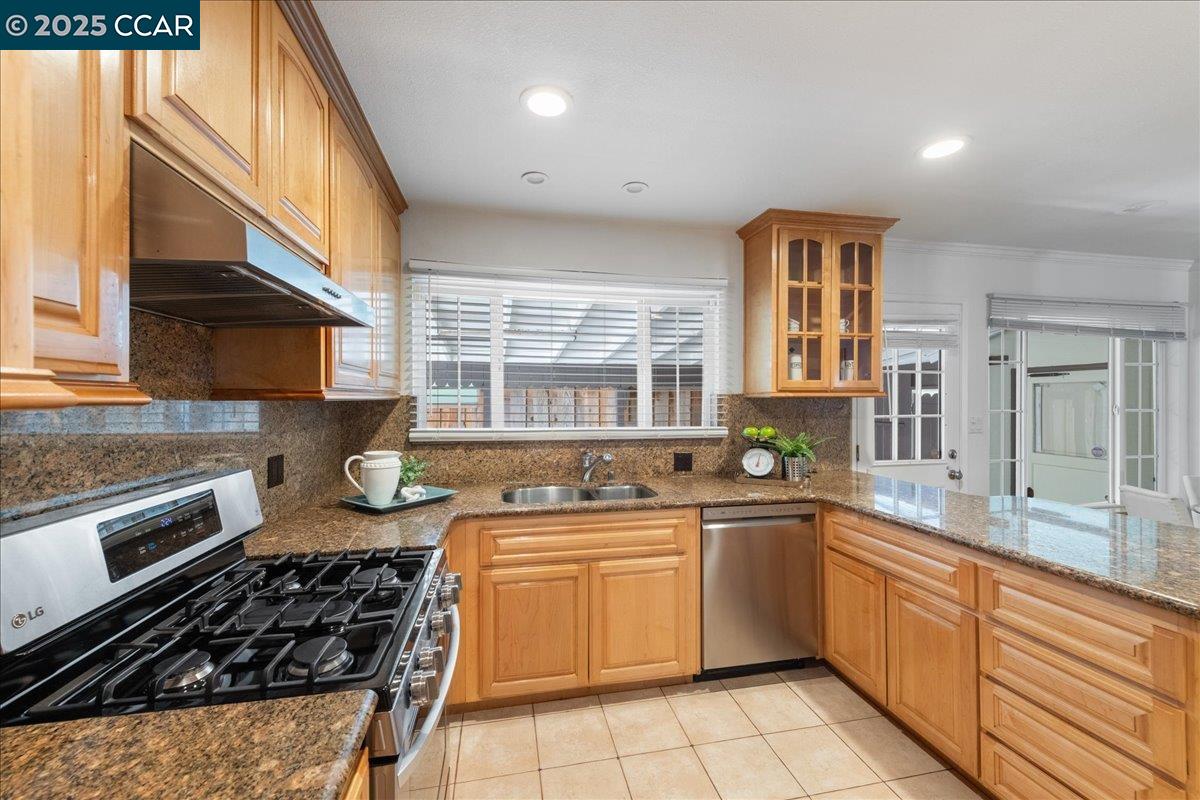 2356 Bermuda Ln