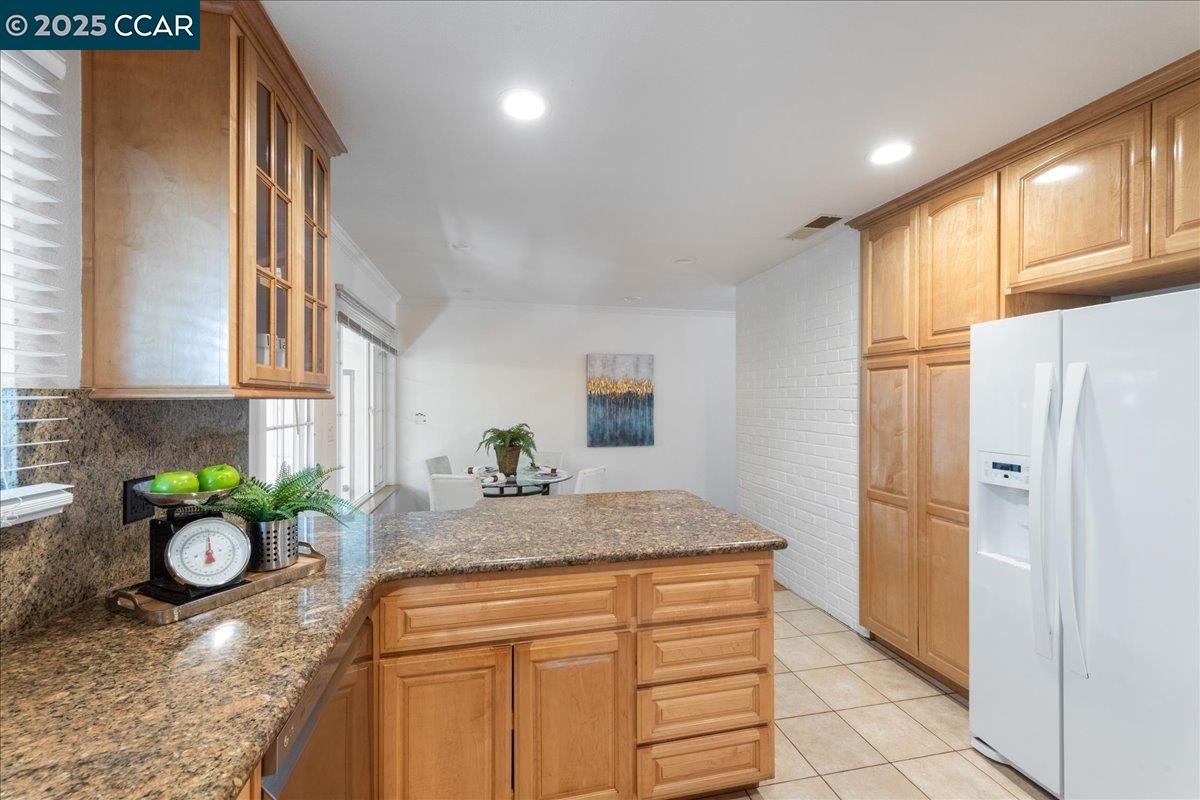 2356 Bermuda Ln
