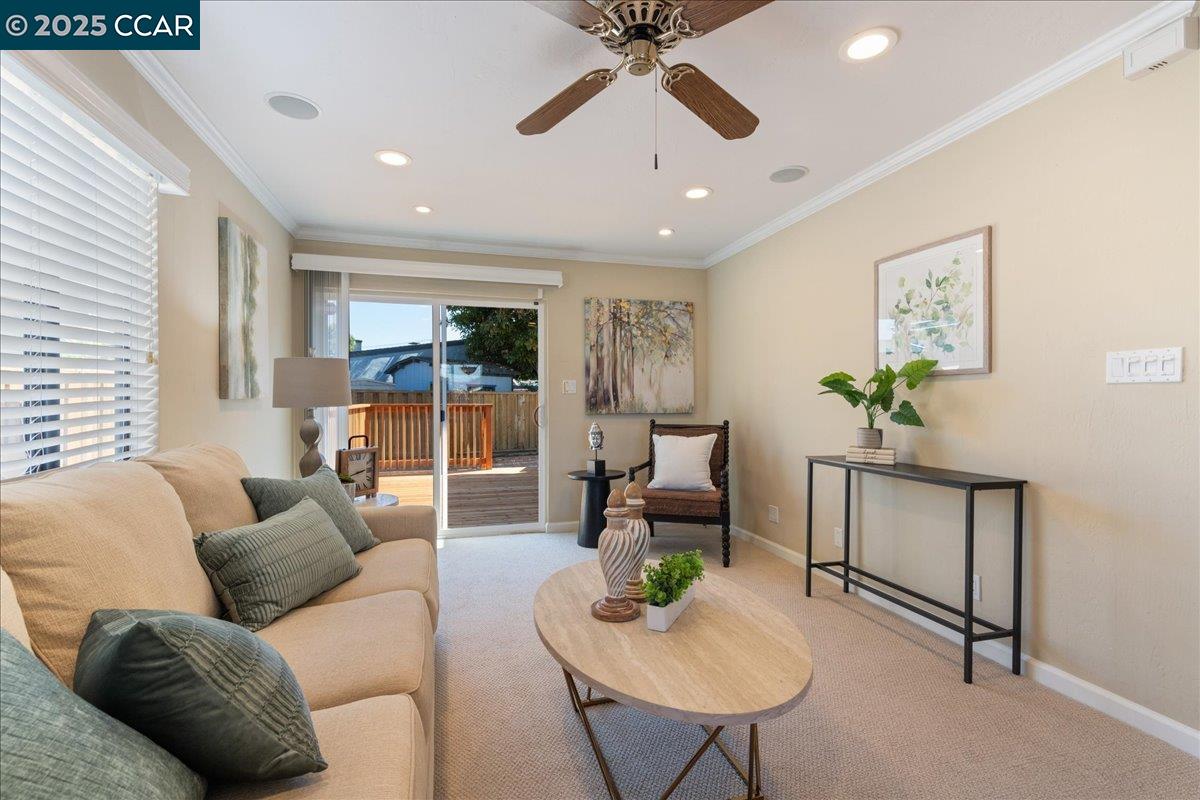 2356 Bermuda Ln