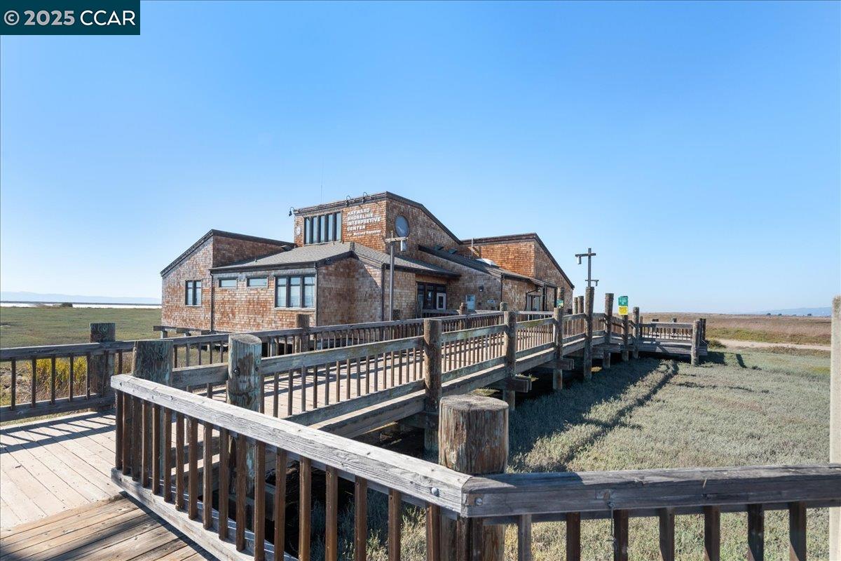 2356 Bermuda Ln