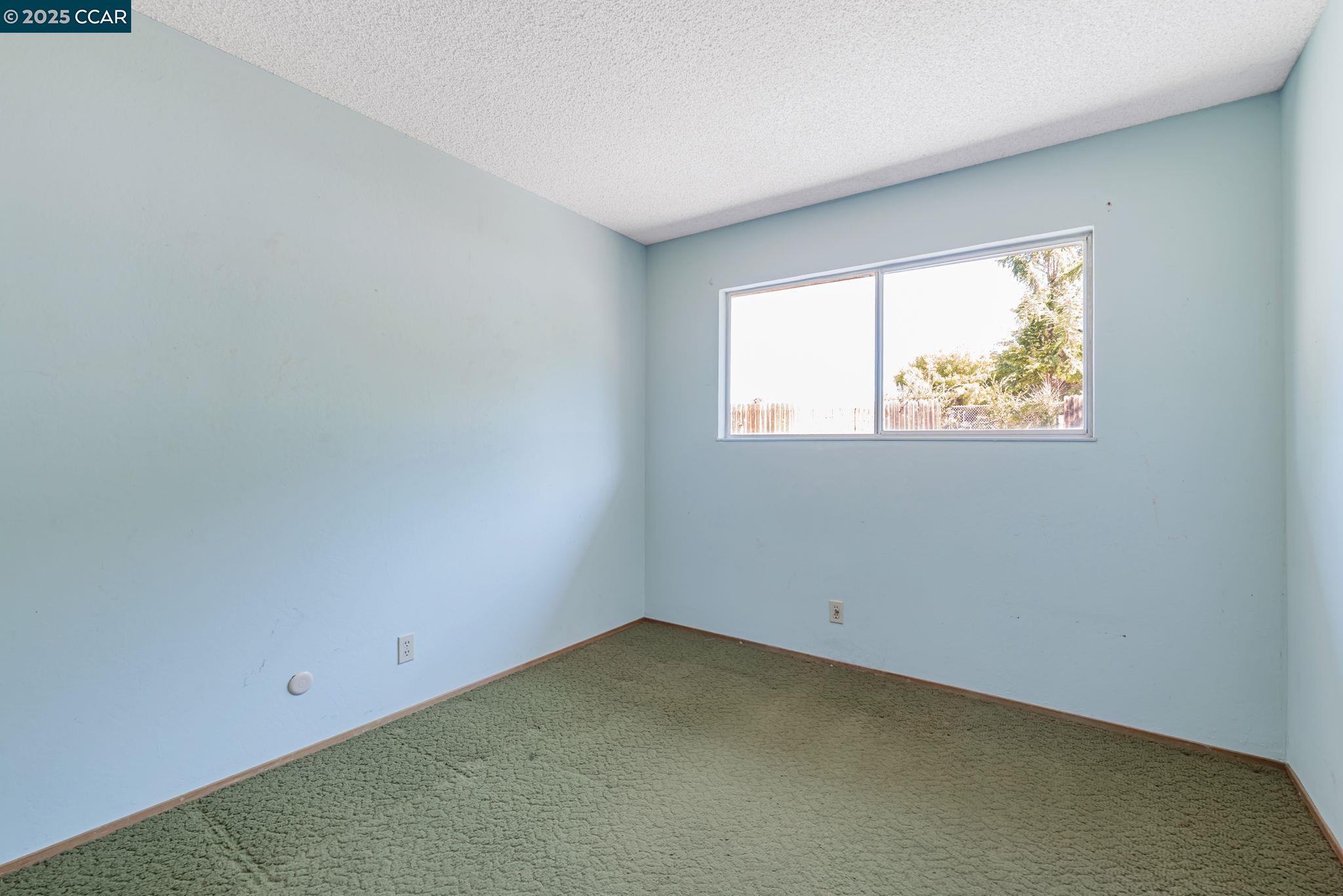 1201 Illinois Ct