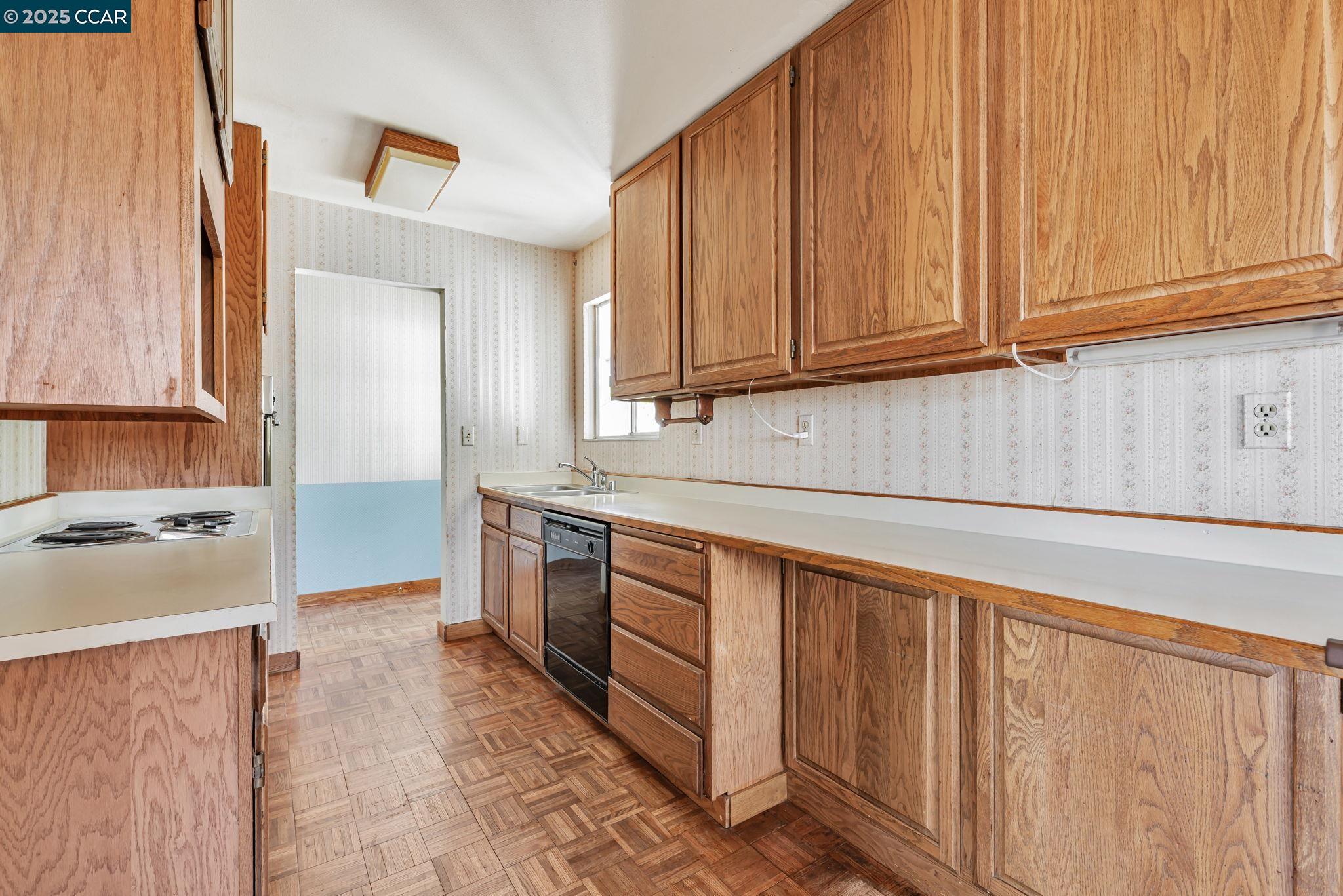 1201 Illinois Ct