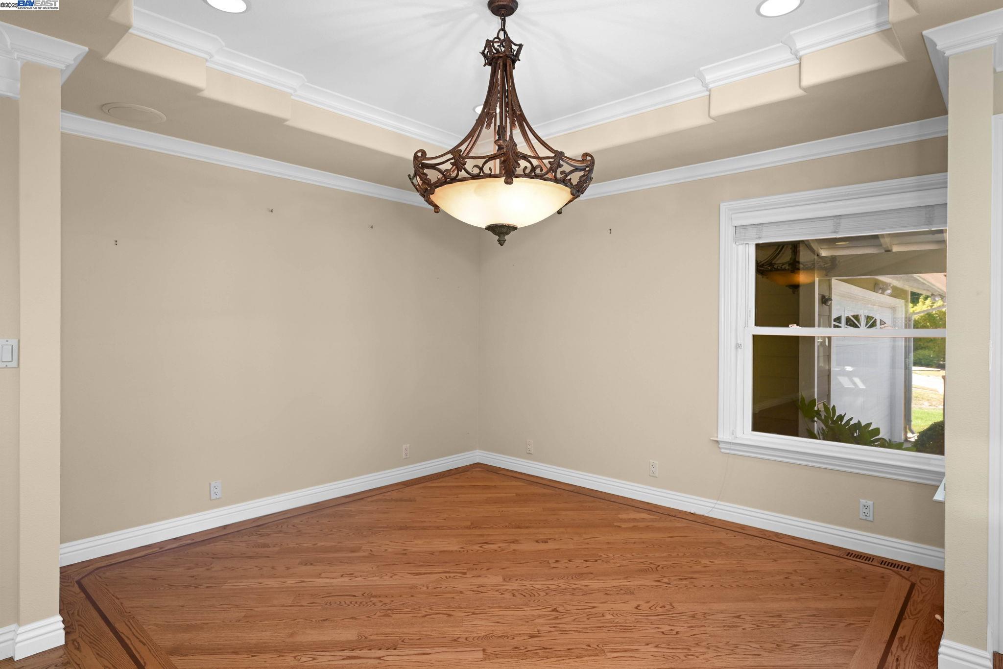 17 Dogwood Ct