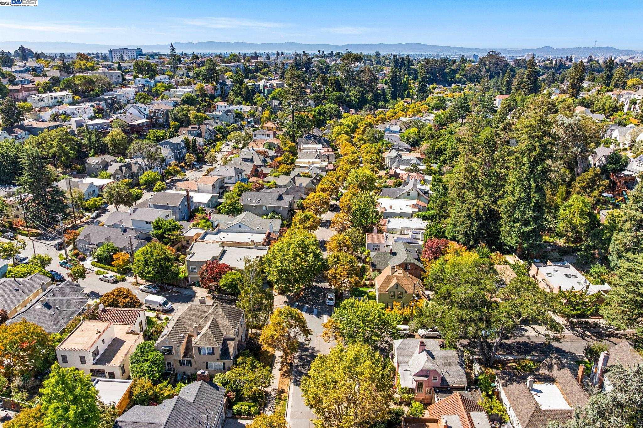 1462 Trestle Glen Rd