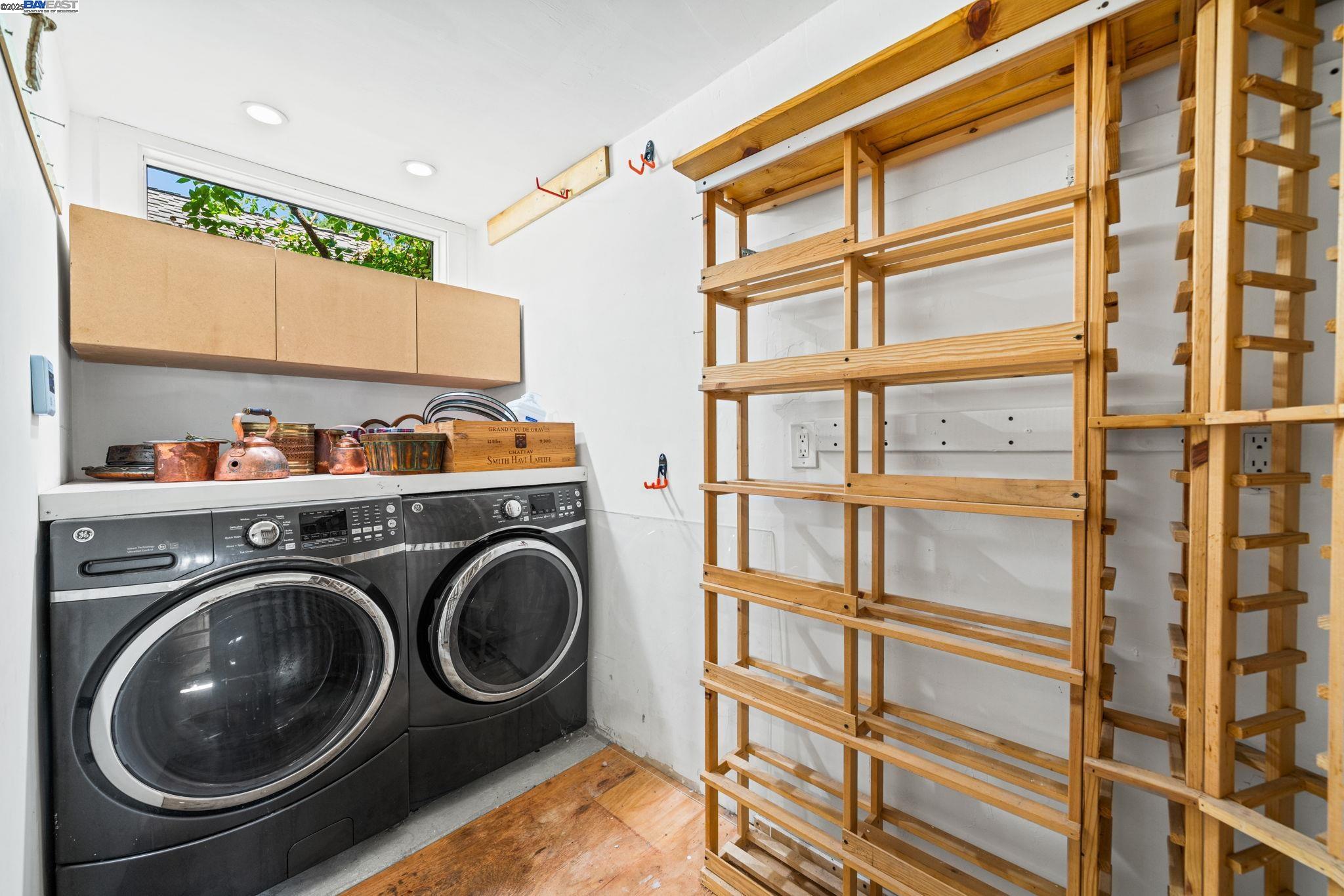 1462 Trestle Glen Rd