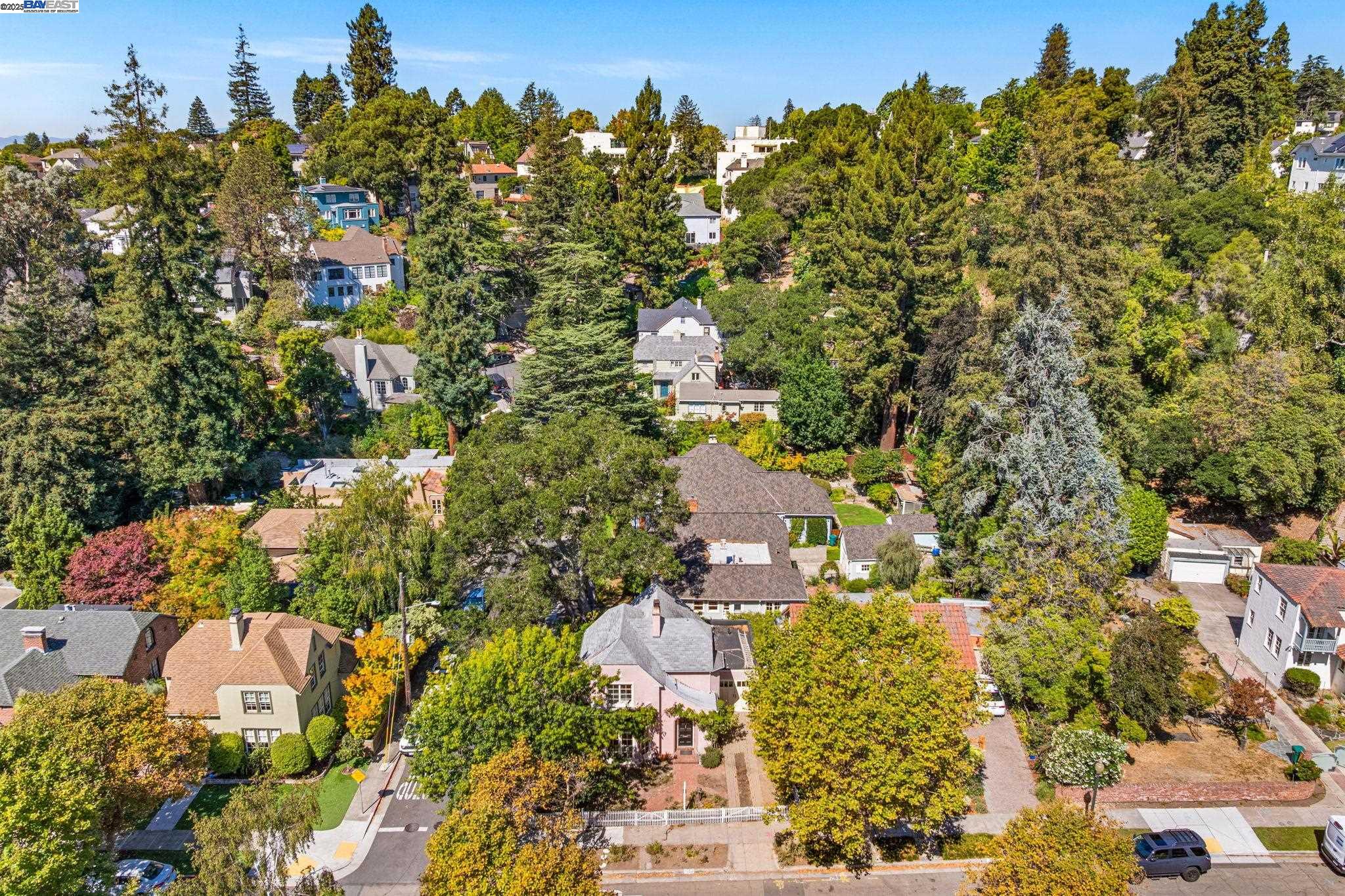 1462 Trestle Glen Rd