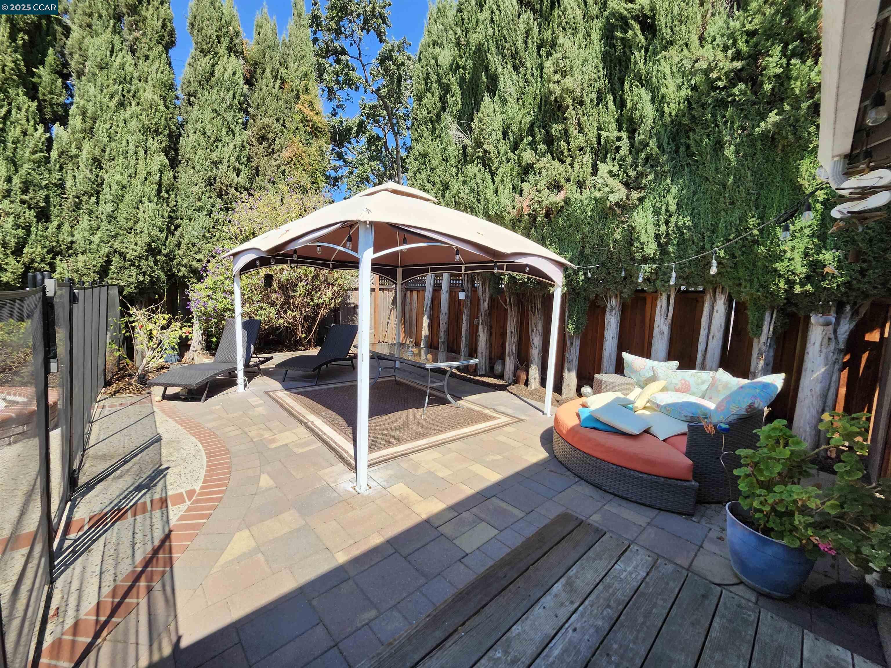 3479 Rose Ct