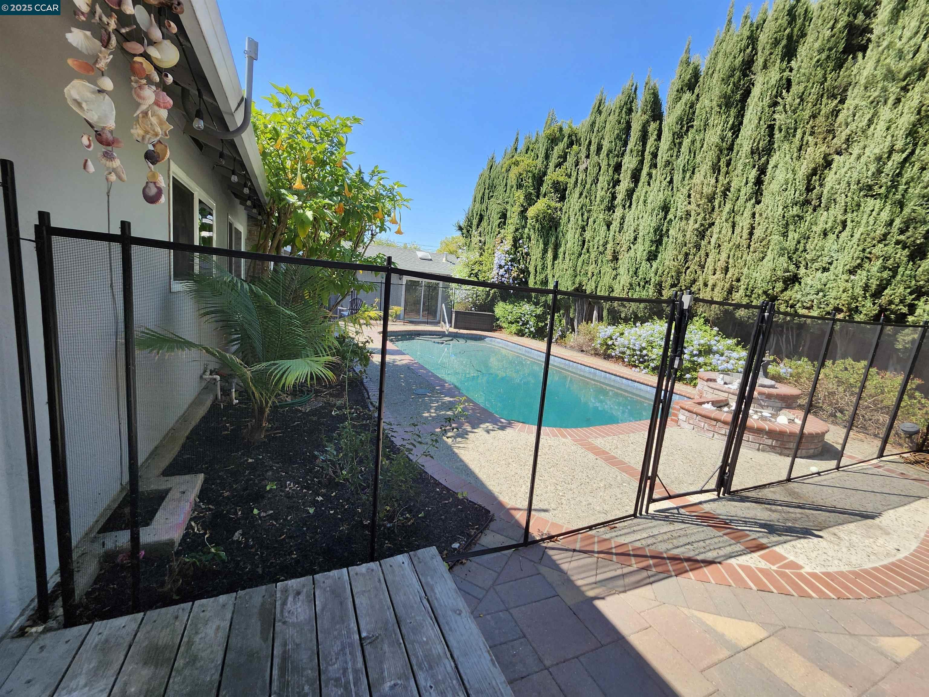 3479 Rose Ct