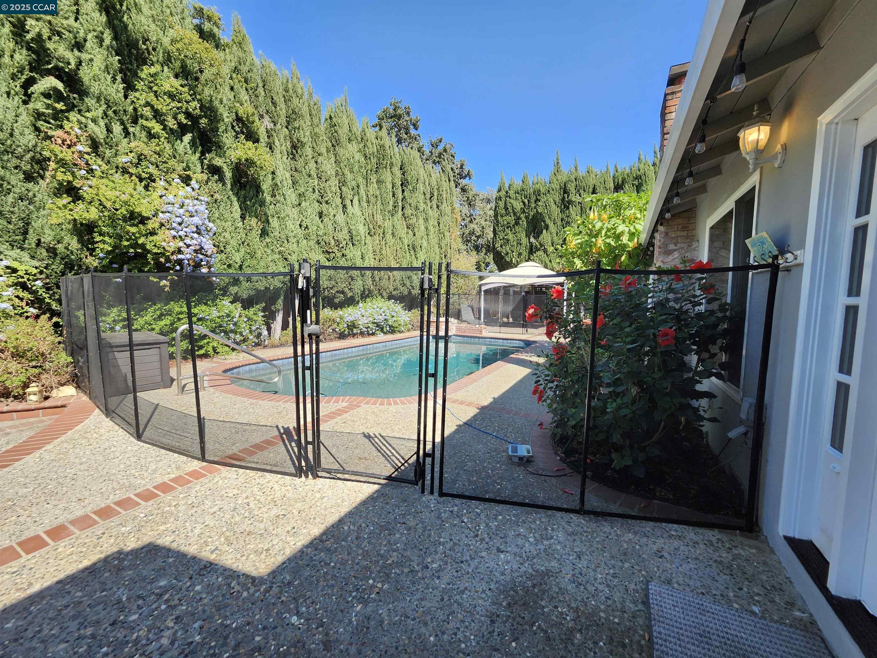 3479 Rose Ct